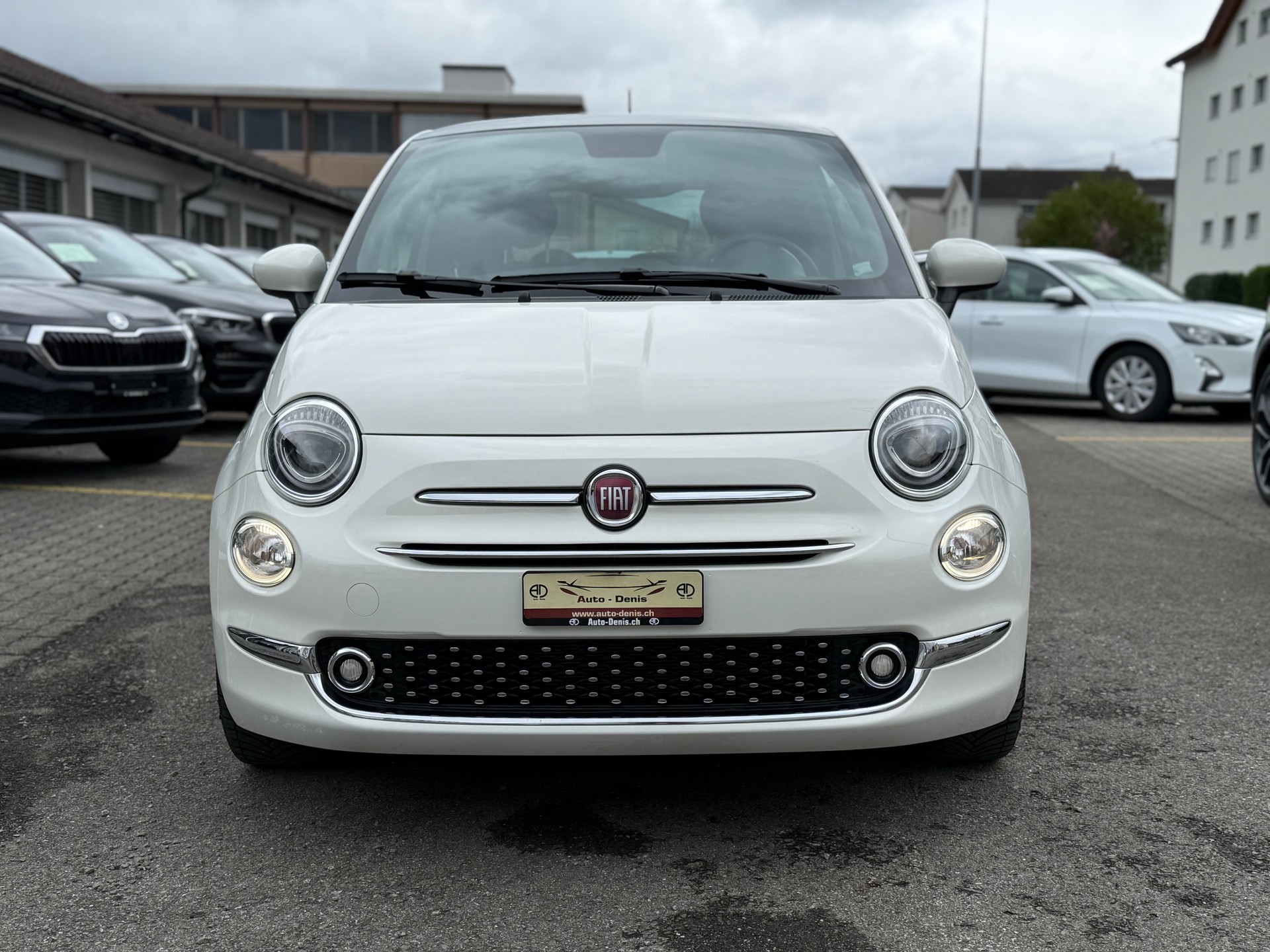 FIAT 500 1.0 Hybrid Lounge-showroom-element-2