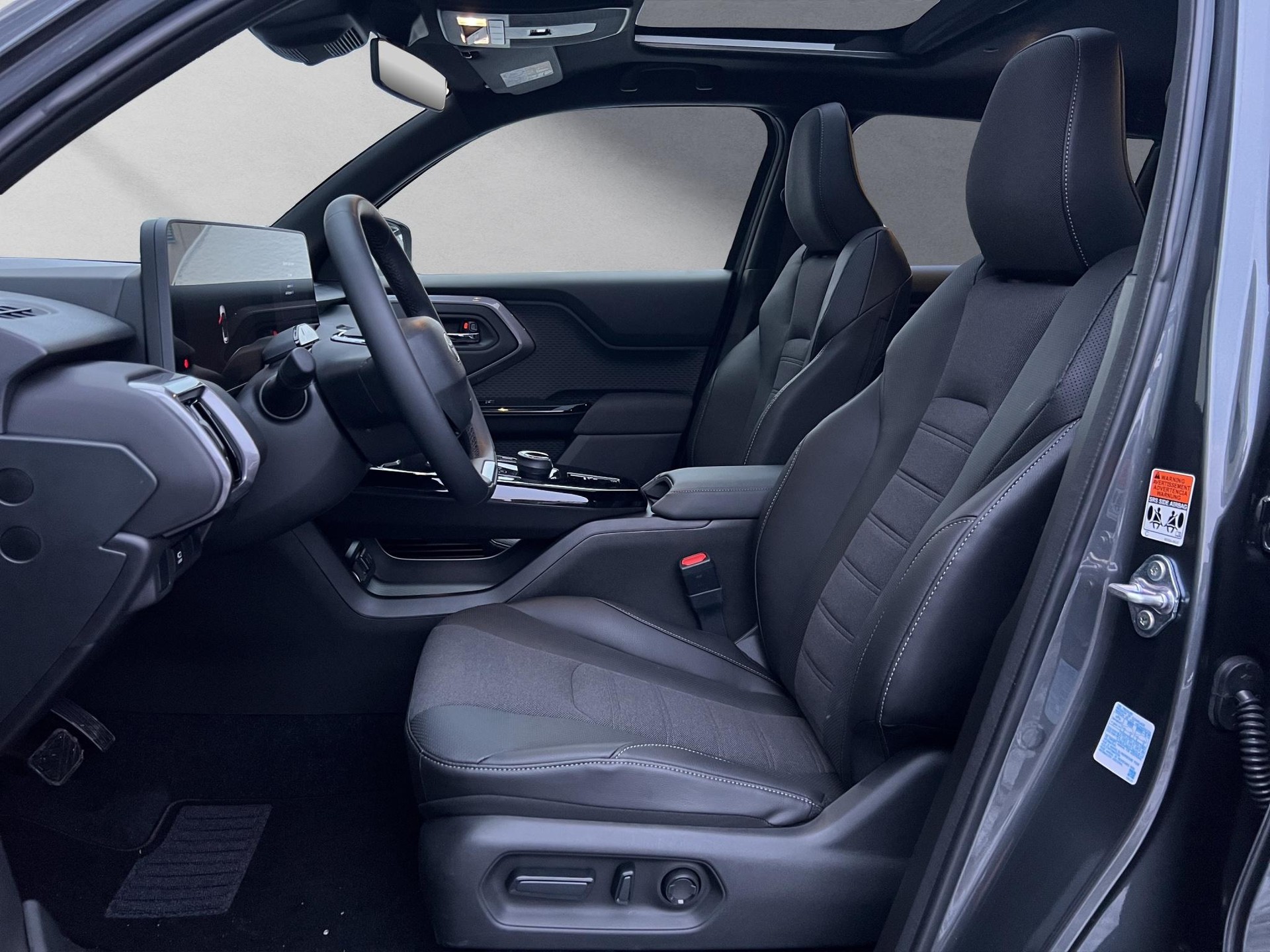 TOYOTA Urban Cruiser Premium-image-6
