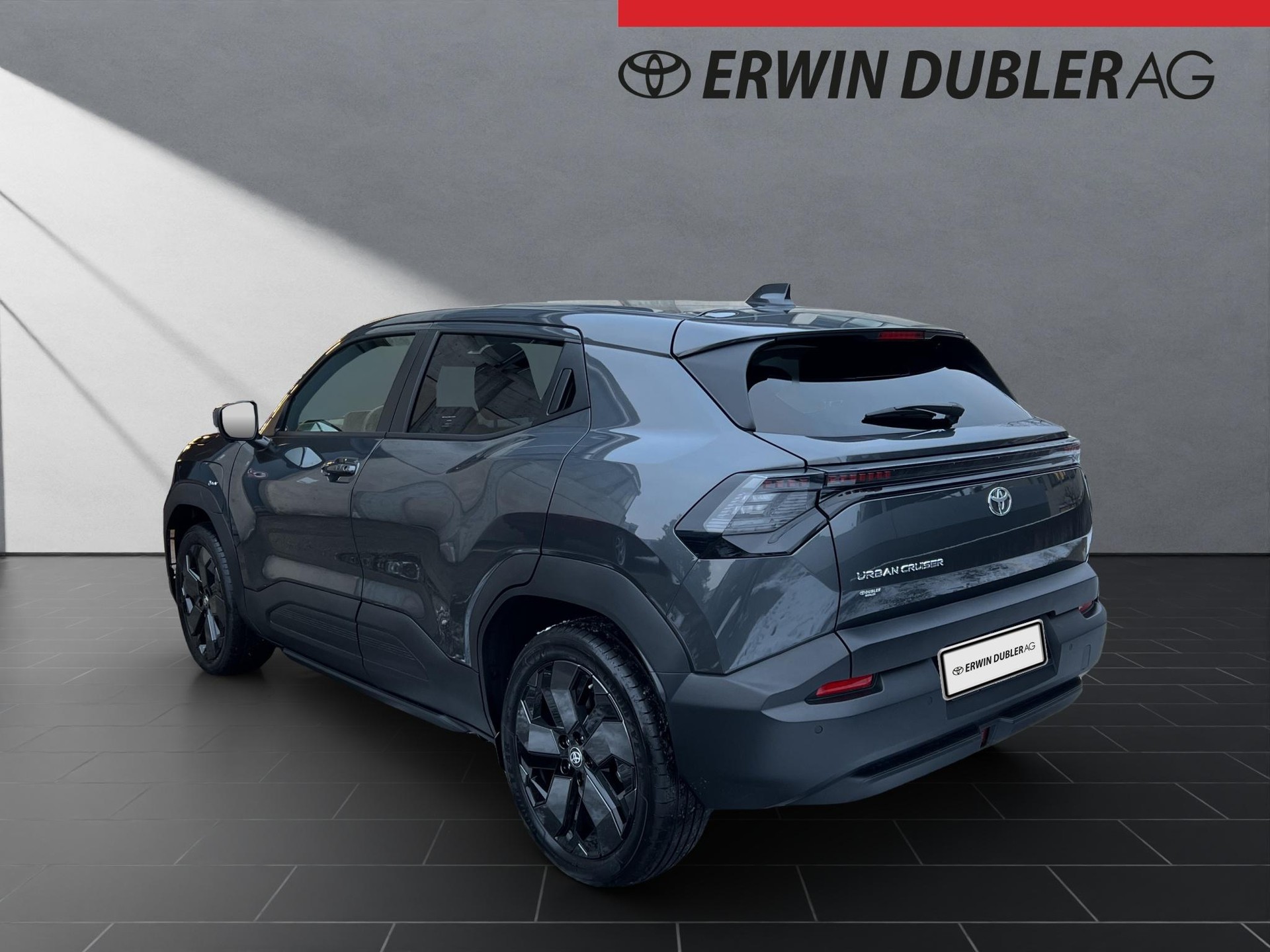TOYOTA Urban Cruiser Premium-image-2