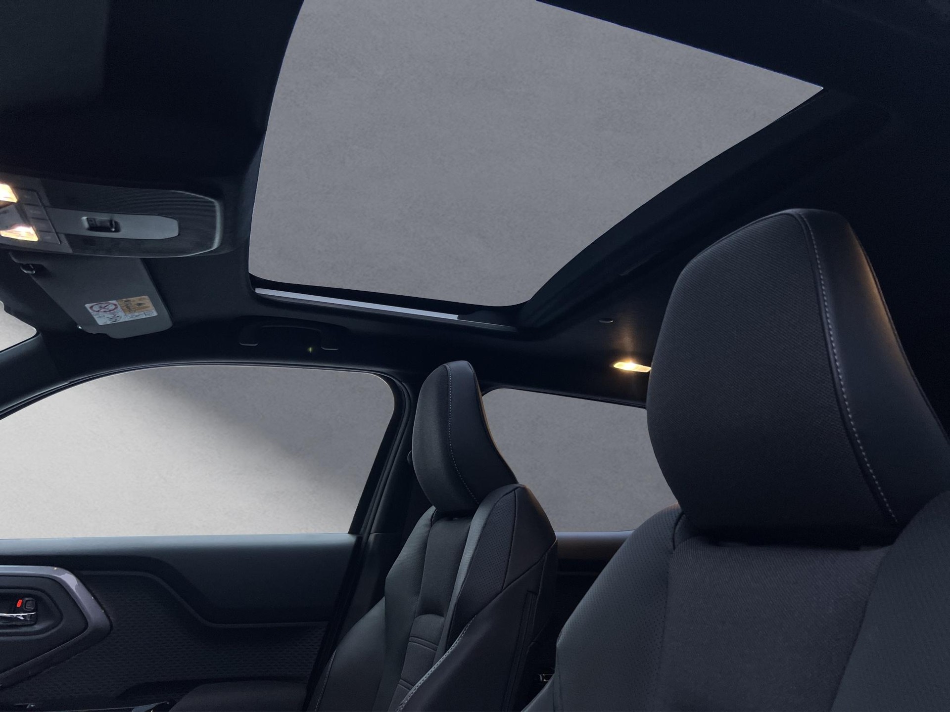 TOYOTA Urban Cruiser Premium-image-10