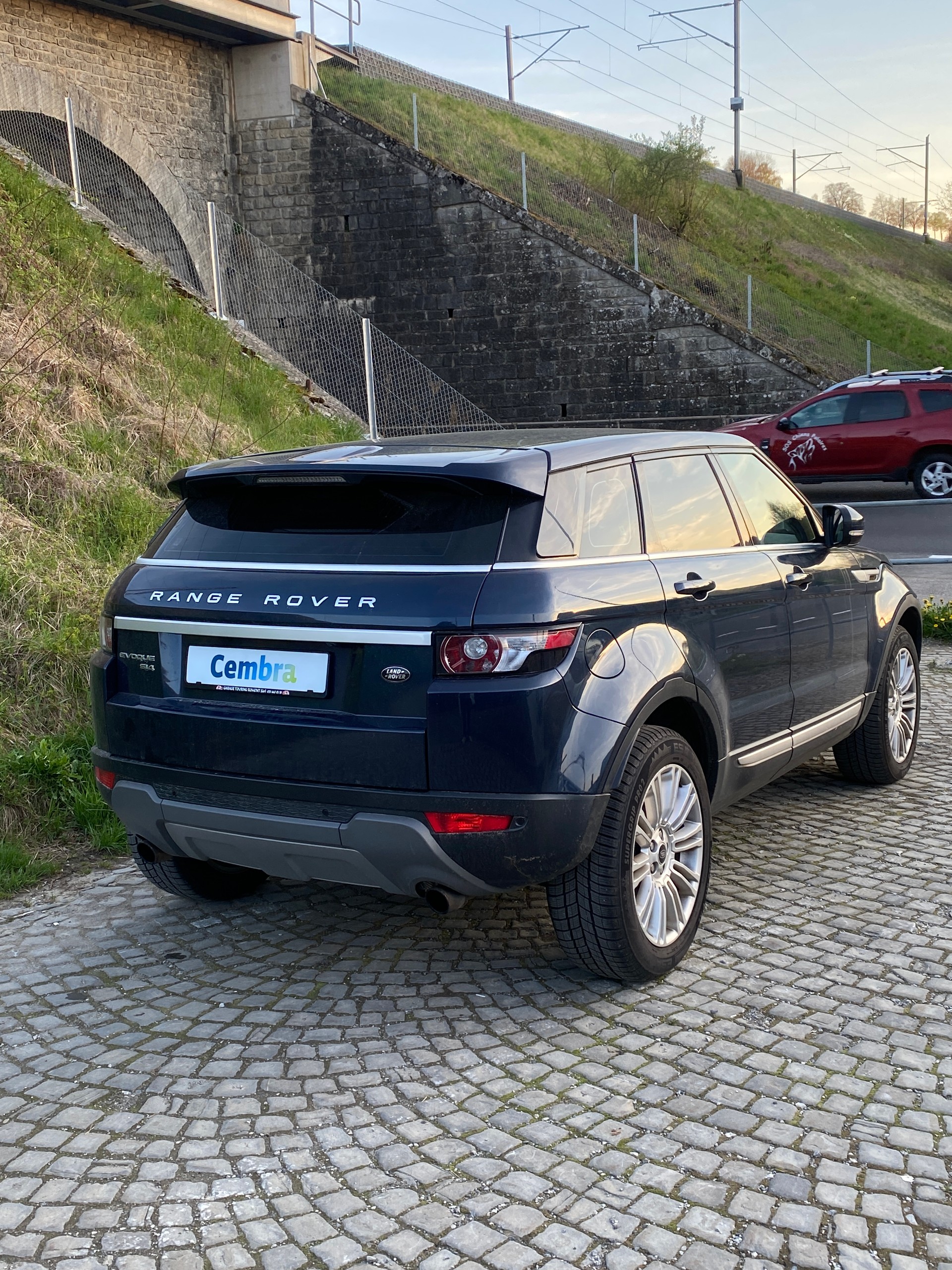 LAND ROVER Range Rover Evoque 2.0 Si4 Prestige AT6-image-2