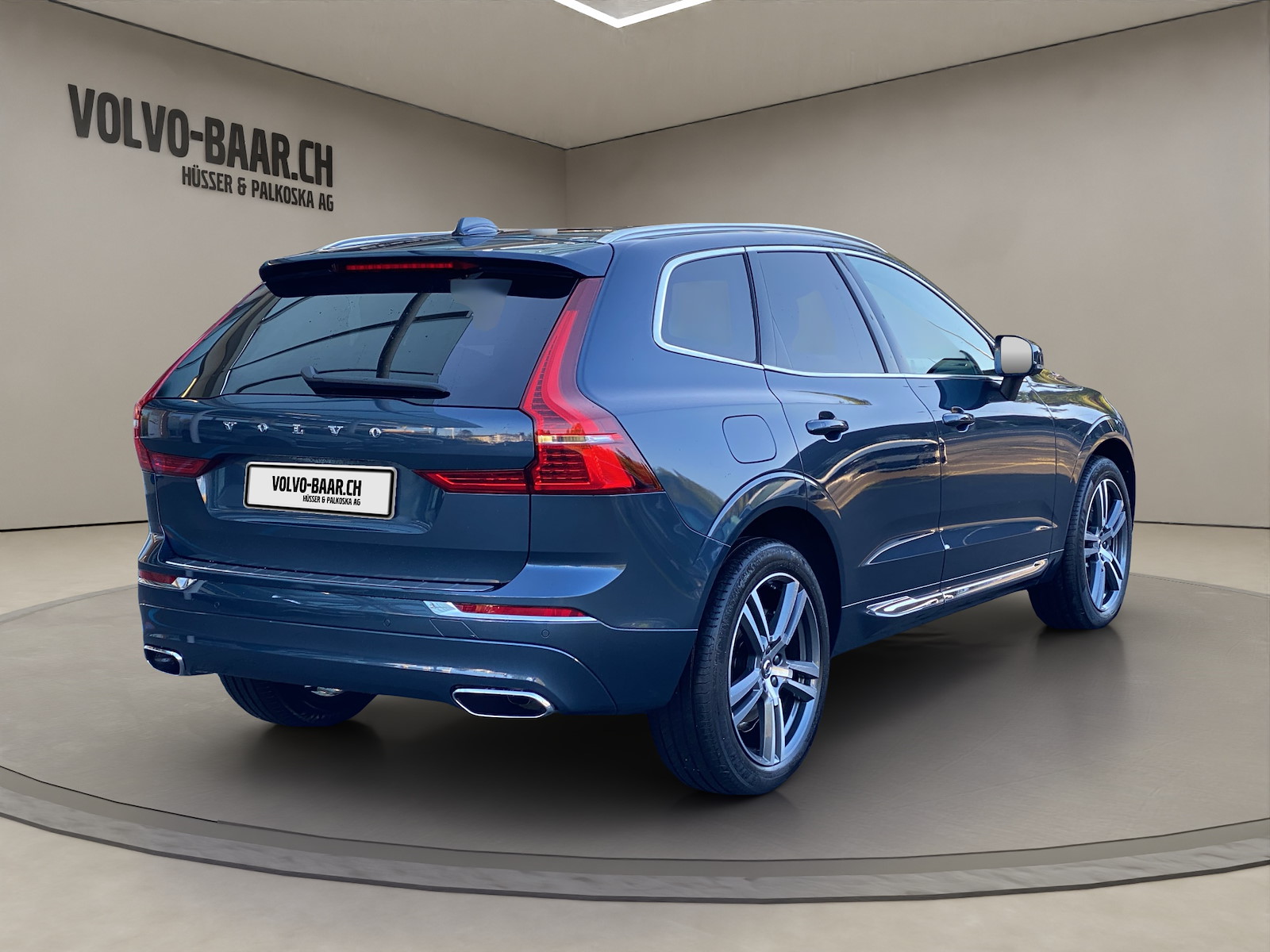 VOLVO XC60 2.0 B4 MH Inscription AWD-image-4