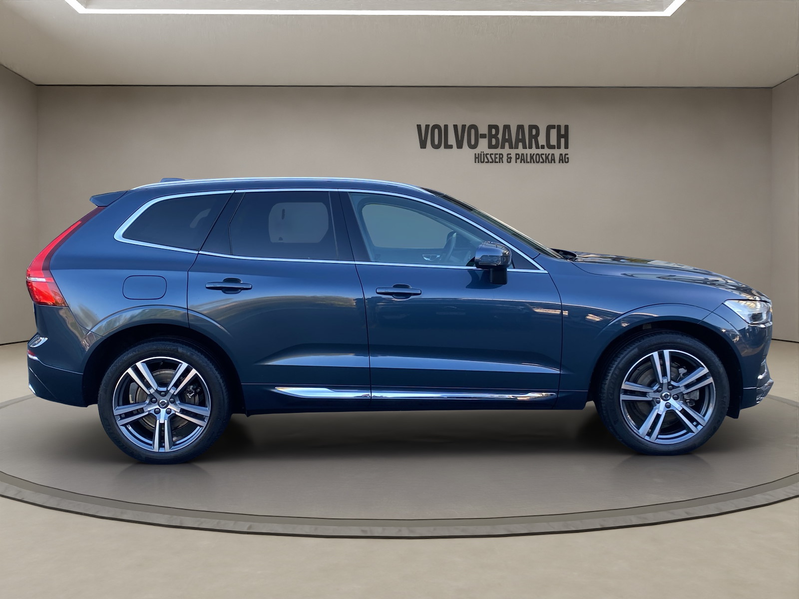 VOLVO XC60 2.0 B4 MH Inscription AWD-image-5