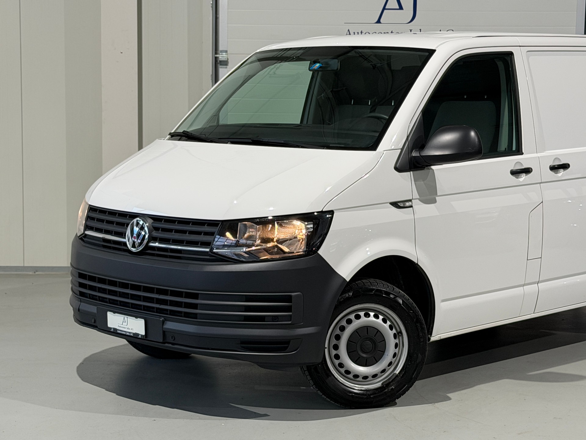 VW T6 2.0 TDI Euro 6 (CH) AHK 2.2T / 2 Schiebetüren / erh. Gesamtgewicht 3000KG-showroom-element-1