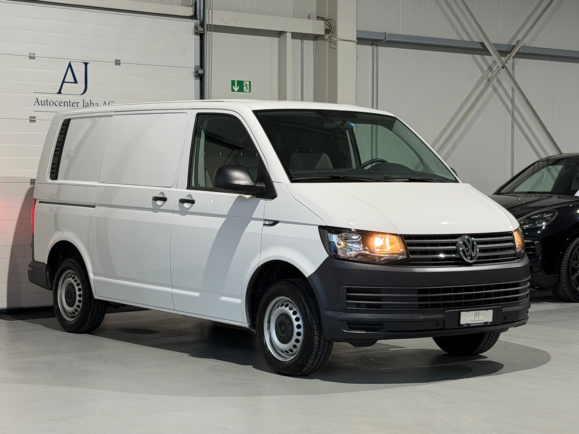 VW T6 2.0 TDI Euro 6 (CH) AHK 2.2T / 2 Schiebetüren / erh. Gesamtgewicht 3000KG-image-5