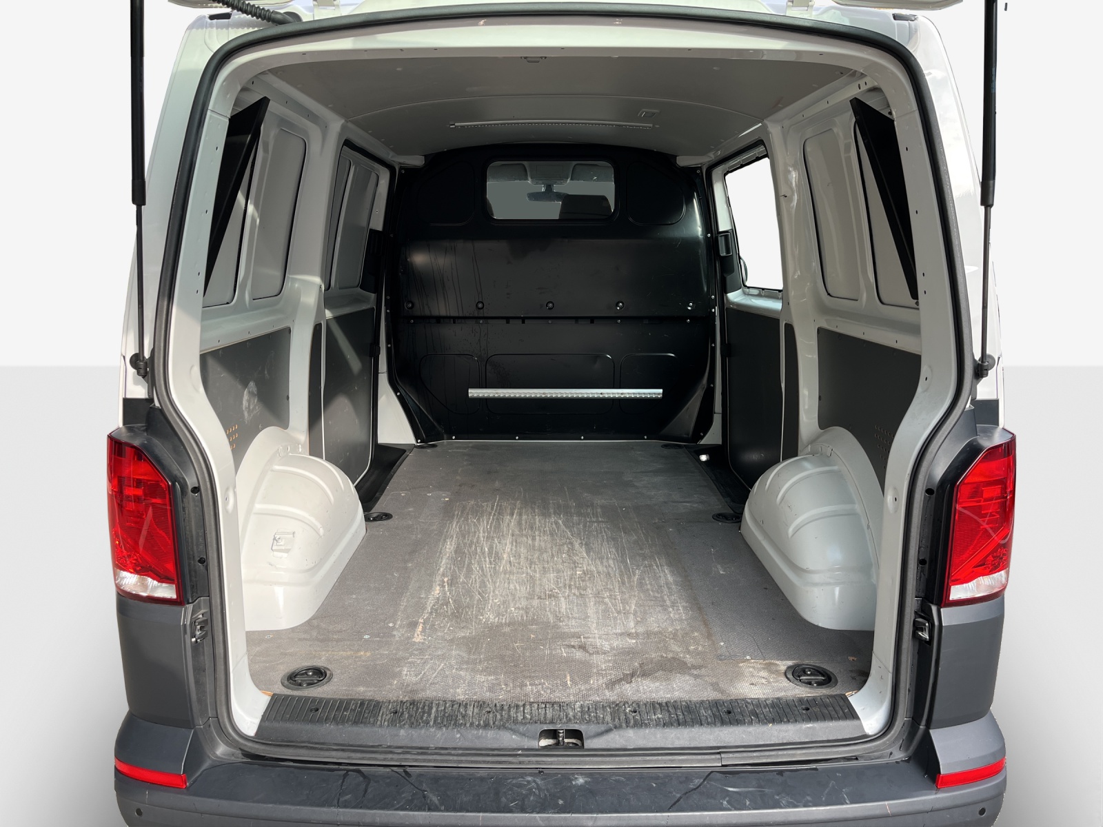 VW T6.1 2.0 TDI 4Motion-image-12