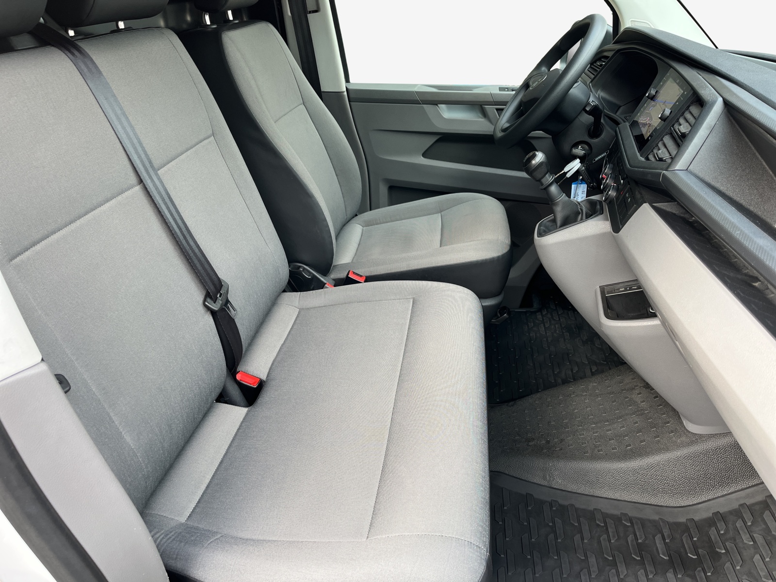 VW T6.1 2.0 TDI 4Motion-image-11