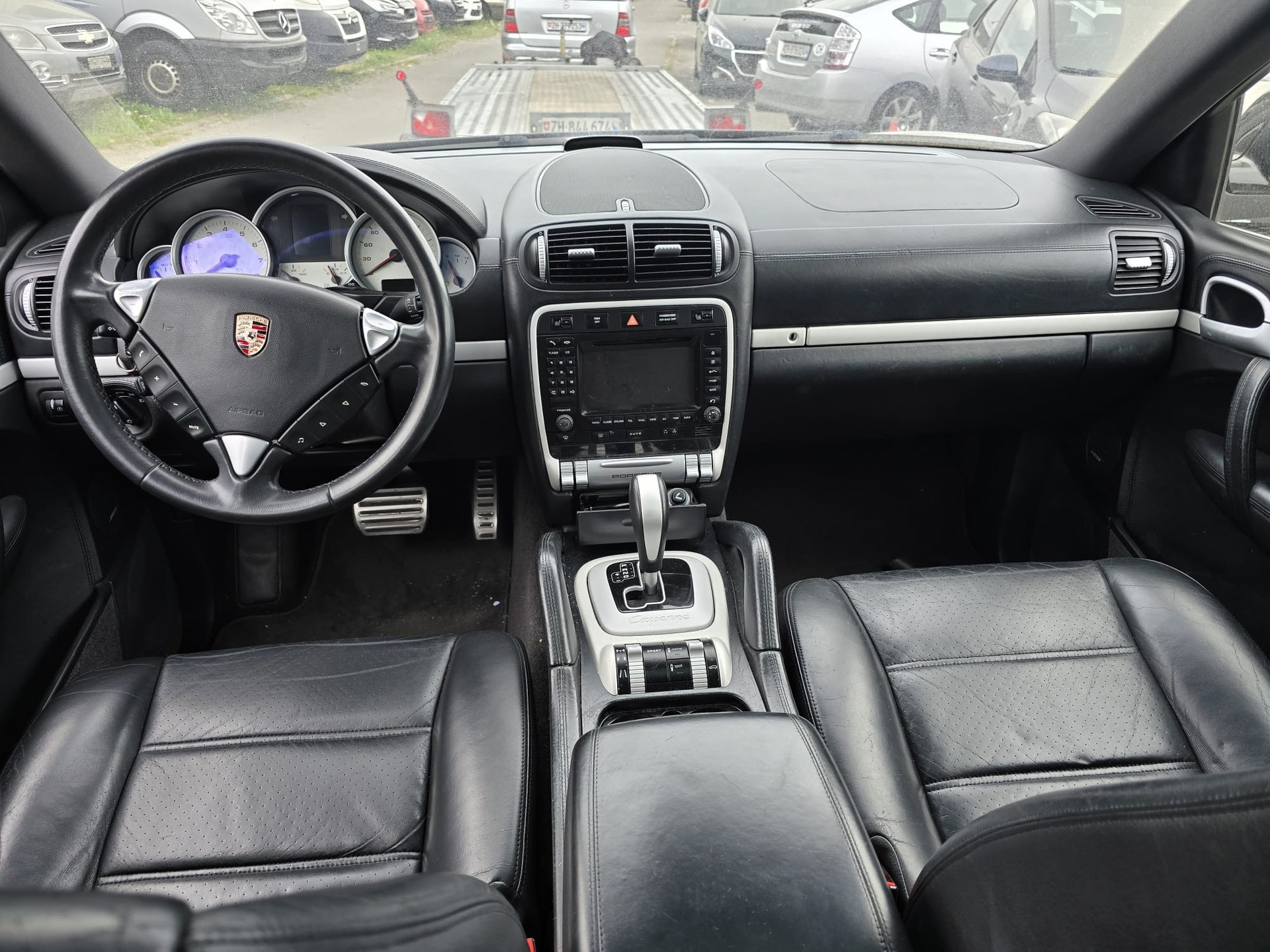 PORSCHE Cayenne S-image-10