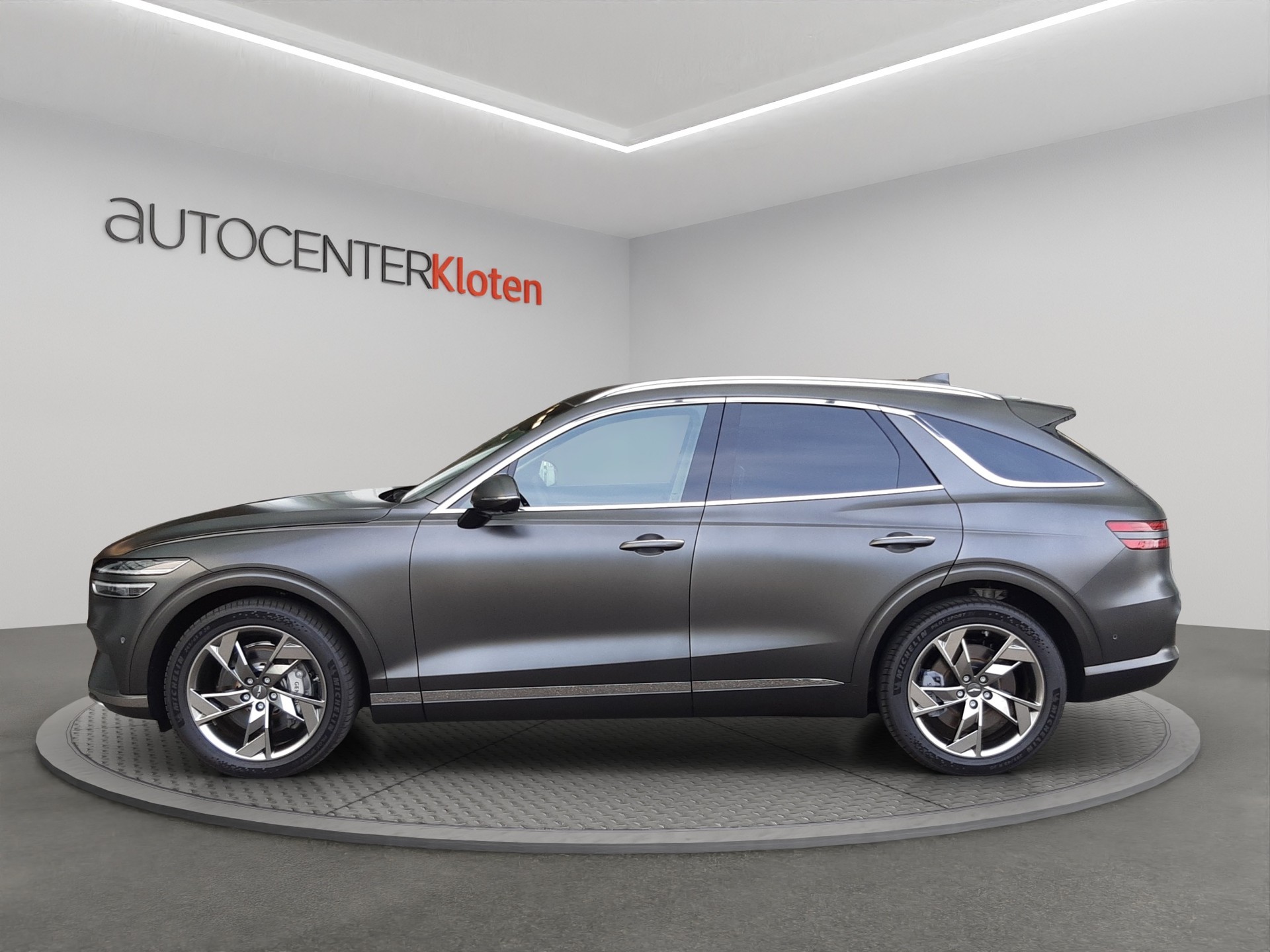 GENESIS GV70 Dual Motor Sport AWD-image-2
