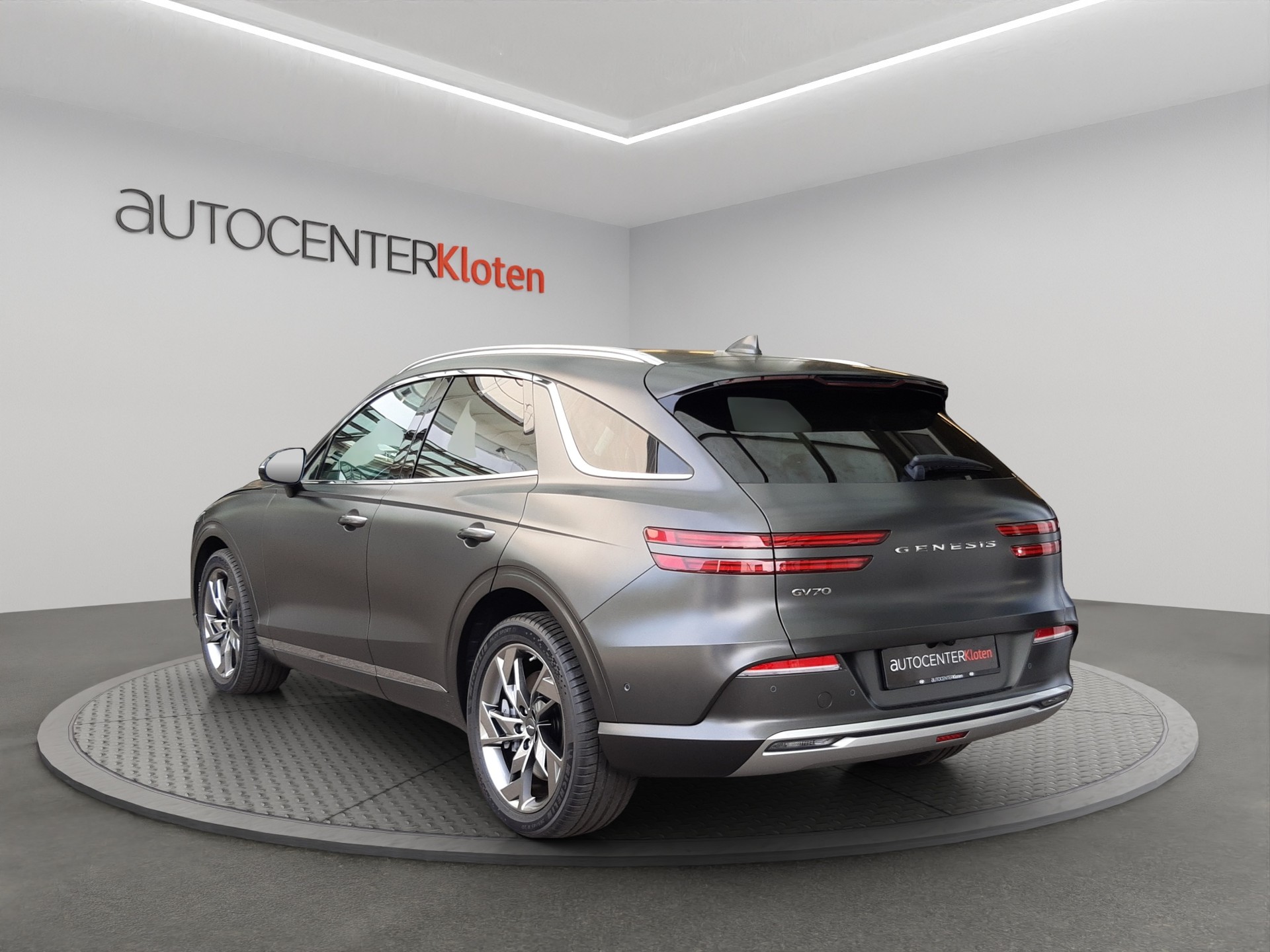 GENESIS GV70 Dual Motor Sport AWD-image-3