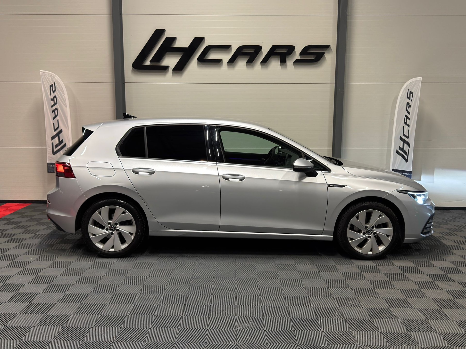 VW Golf VIII 2.0 TDI Style DSG-image-3