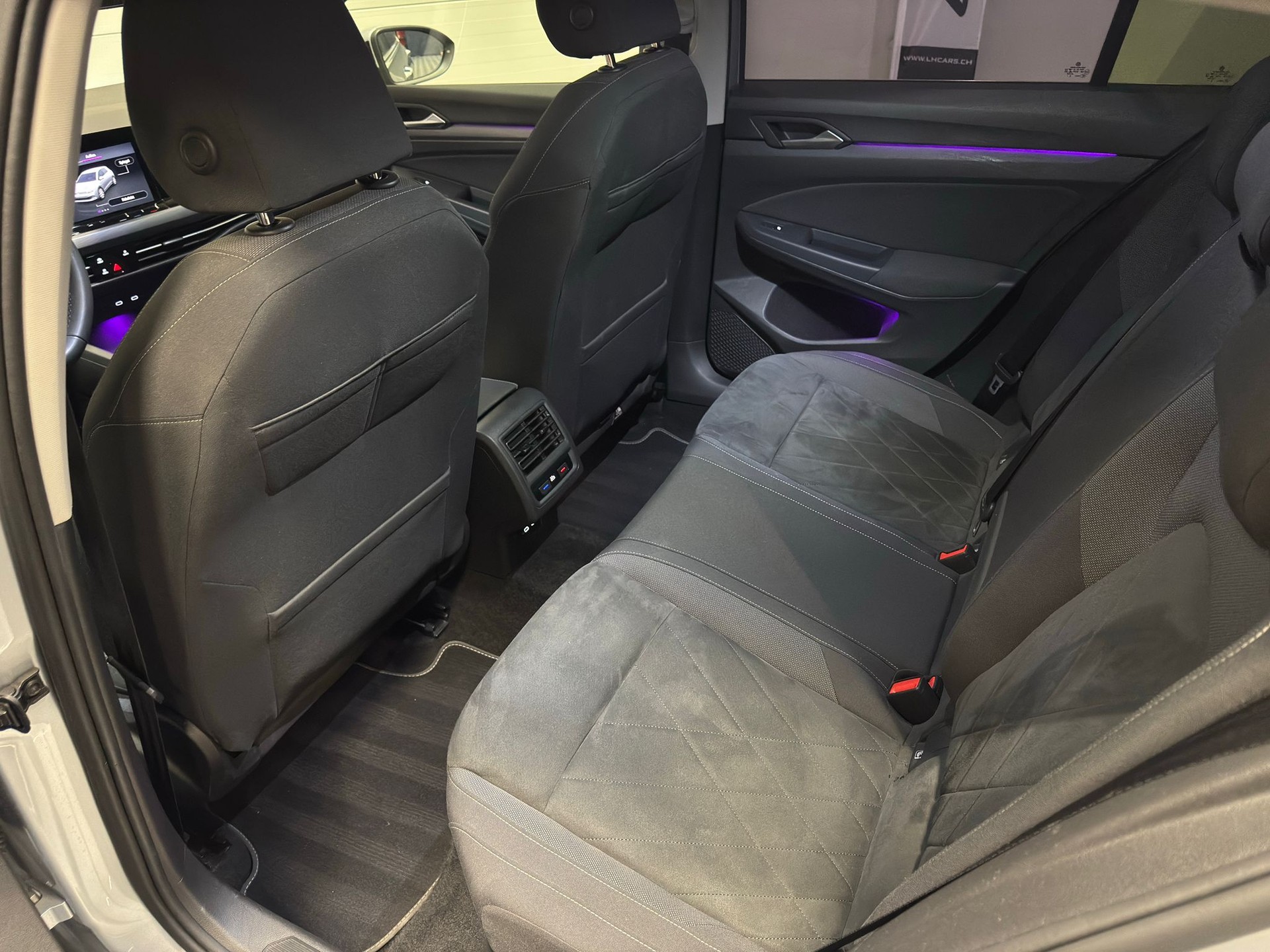 VW Golf VIII 2.0 TDI Style DSG-image-10