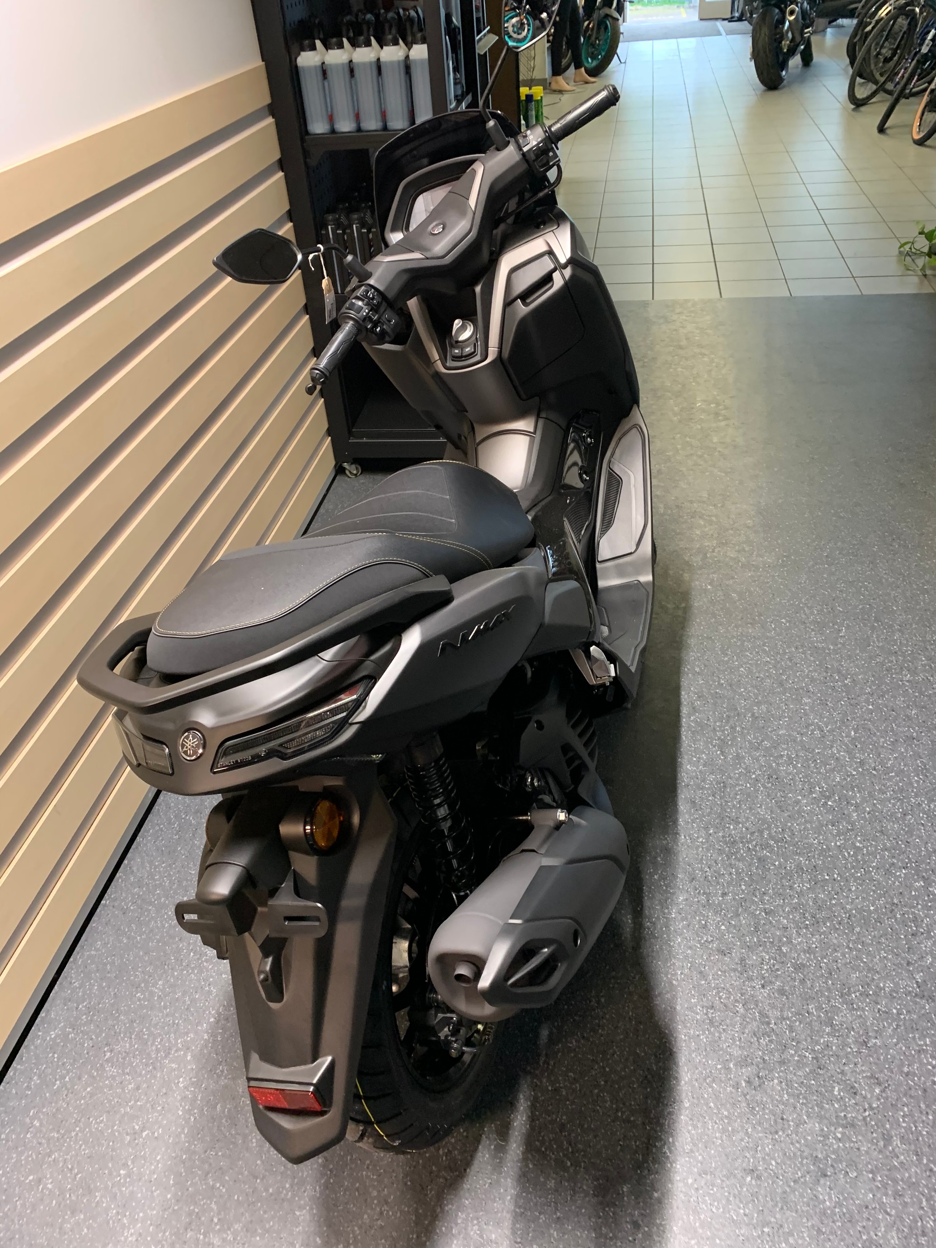 YAMAHA N-Max GPD 125-showroom-element-2