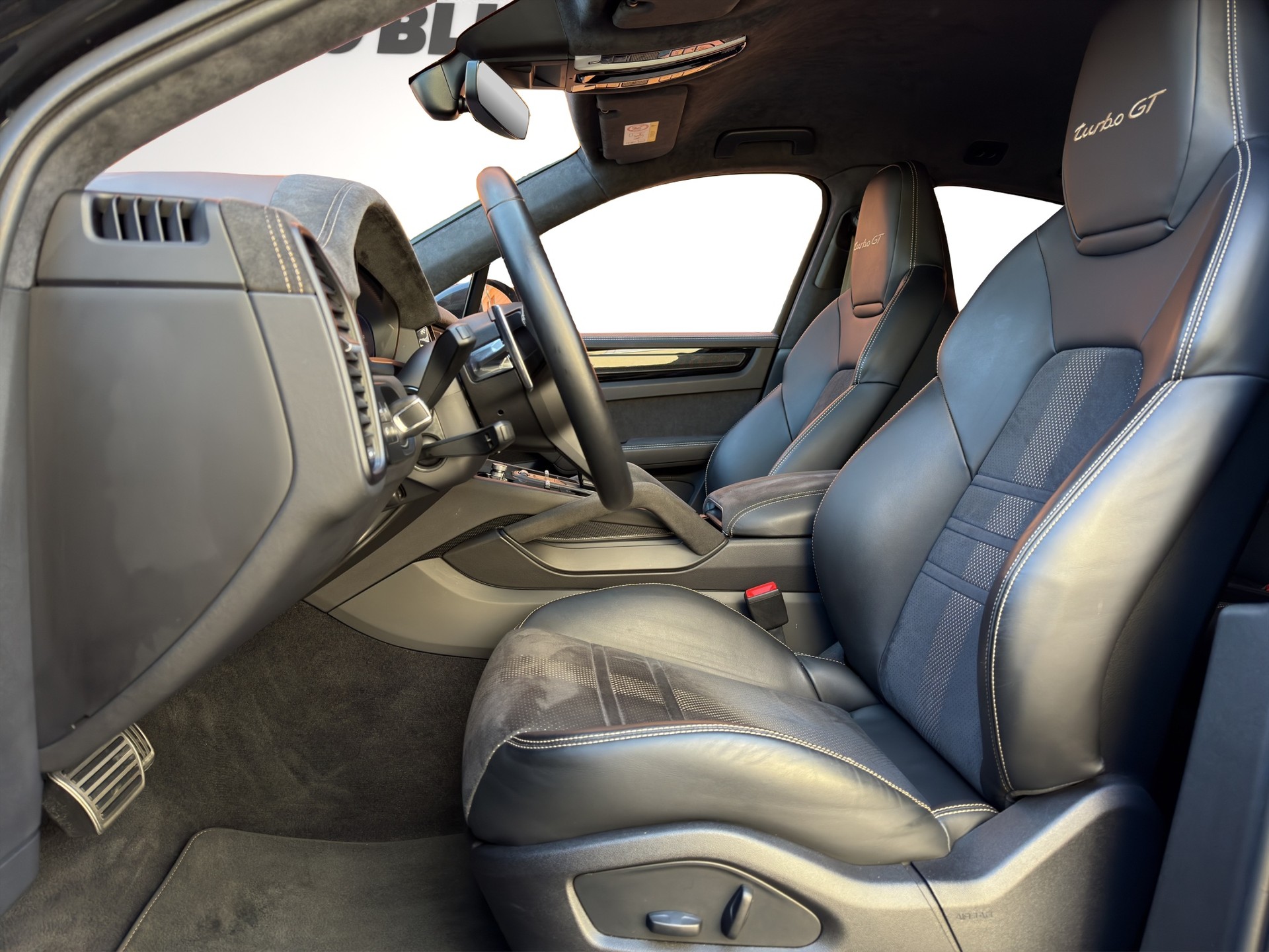 PORSCHE Cayenne Turbo GT - Porsche Approved Garantie bis 02.2027-image-9