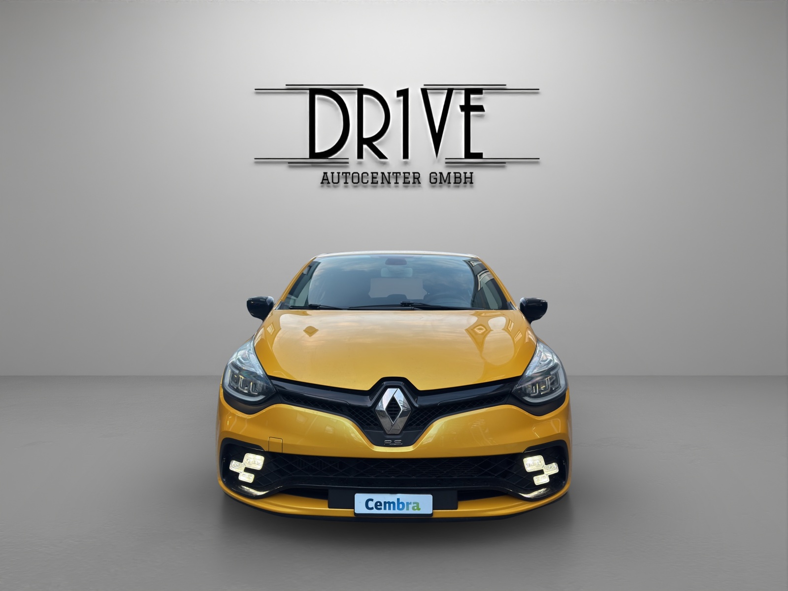 RENAULT Clio 1.6 T RS 200 EDC-showroom-element-1