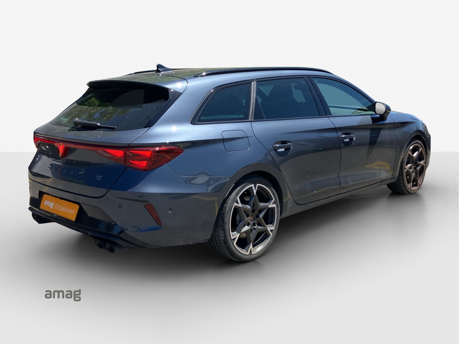 CUPRA LEON ST 2.0 TSI VZ DSG 4Drive-image-4