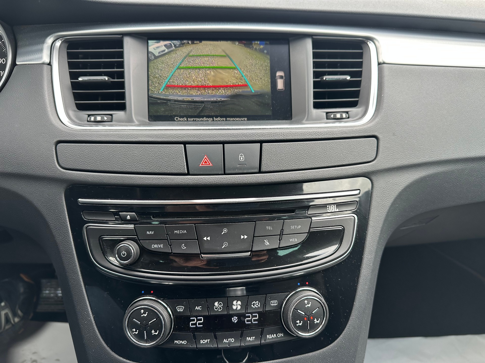 PEUGEOT 508 SW 2.0 BlueHDi GT EAT6-image-8