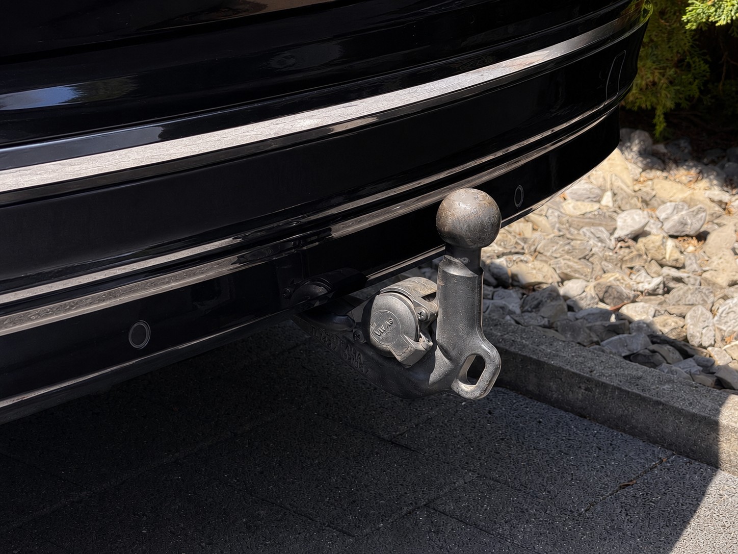 VW Tiguan 2.0 TDI SCR Highline R-Line 4Motion DSG / CH-Fahrzeug / Anhängerkupplung-image-29