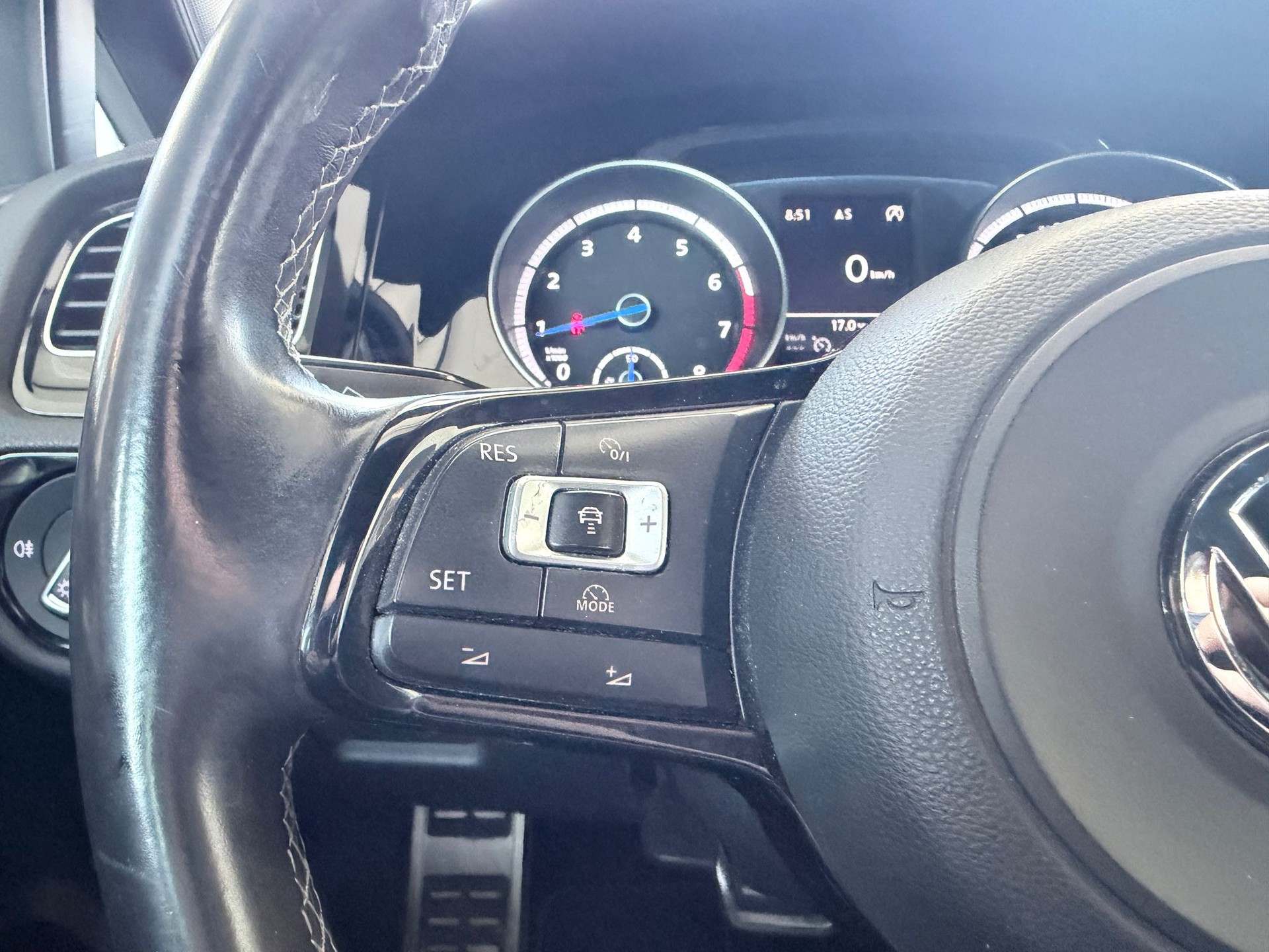 VW Golf Variant 2.0 TSI R 4 Motion DSG-image-9