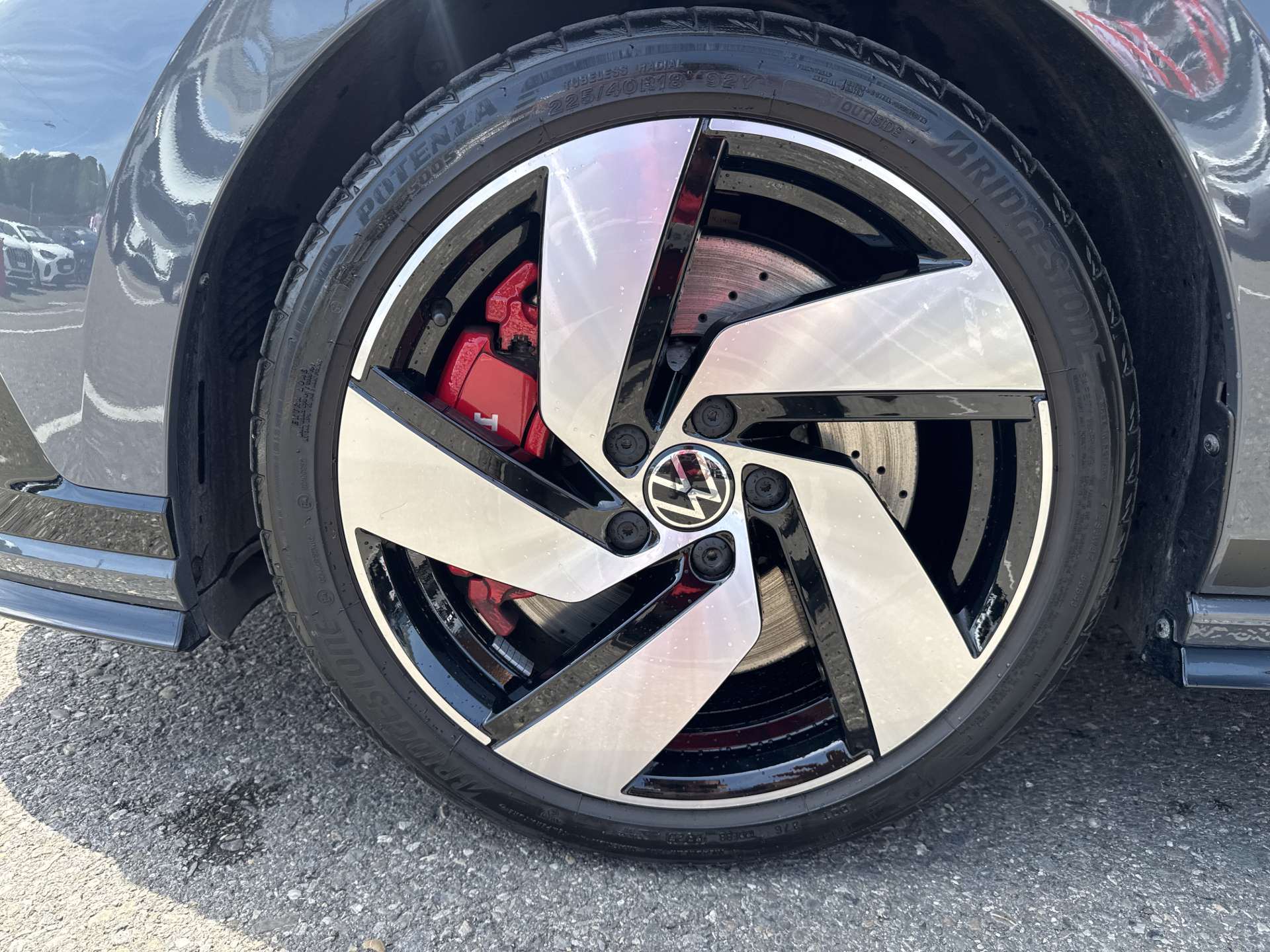 VW Golf 2.0 TSi GTi 301PS Clubsport DSG-Automat-image-8