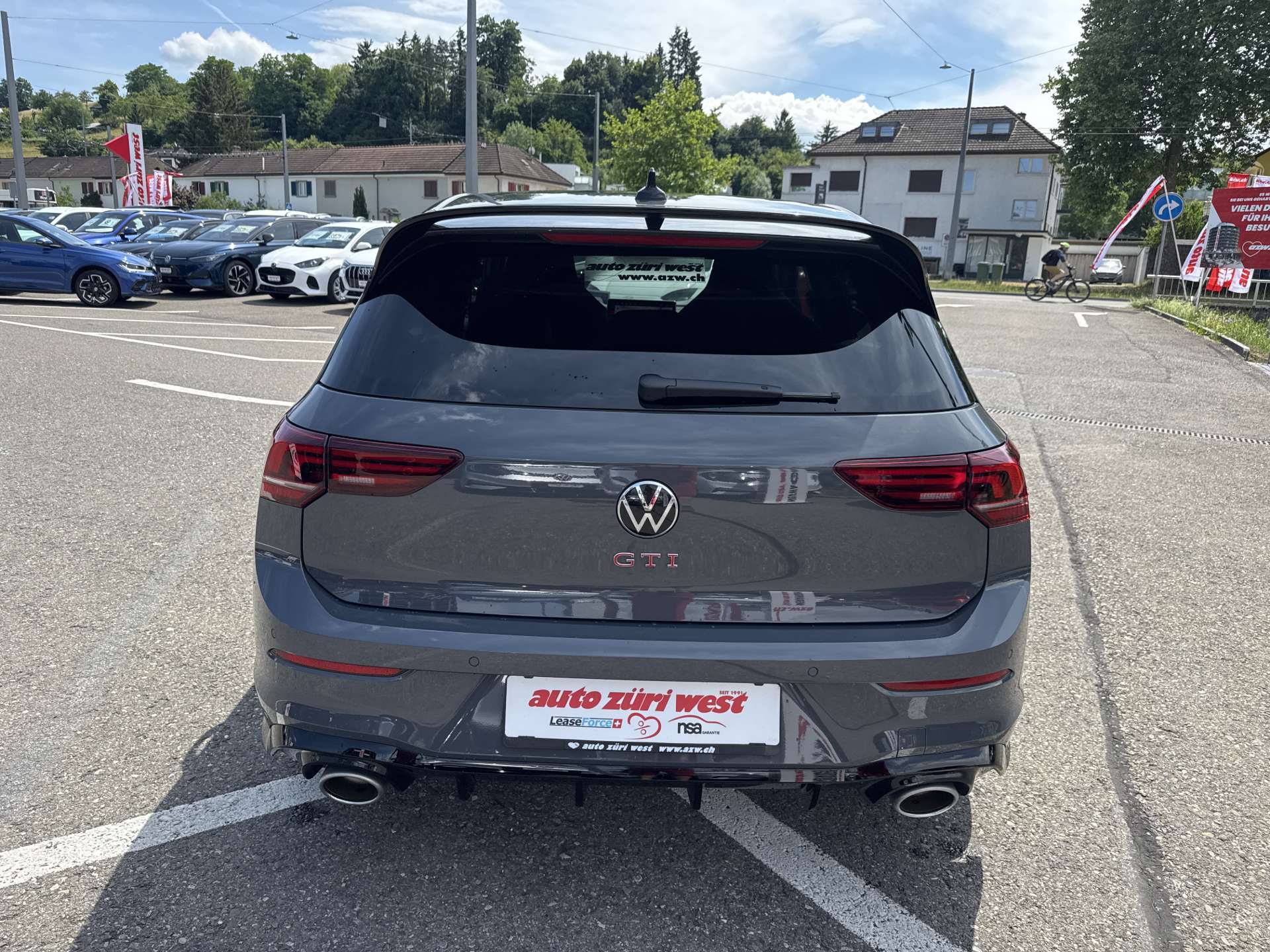 VW Golf 2.0 TSi GTi 301PS Clubsport DSG-Automat-image-14