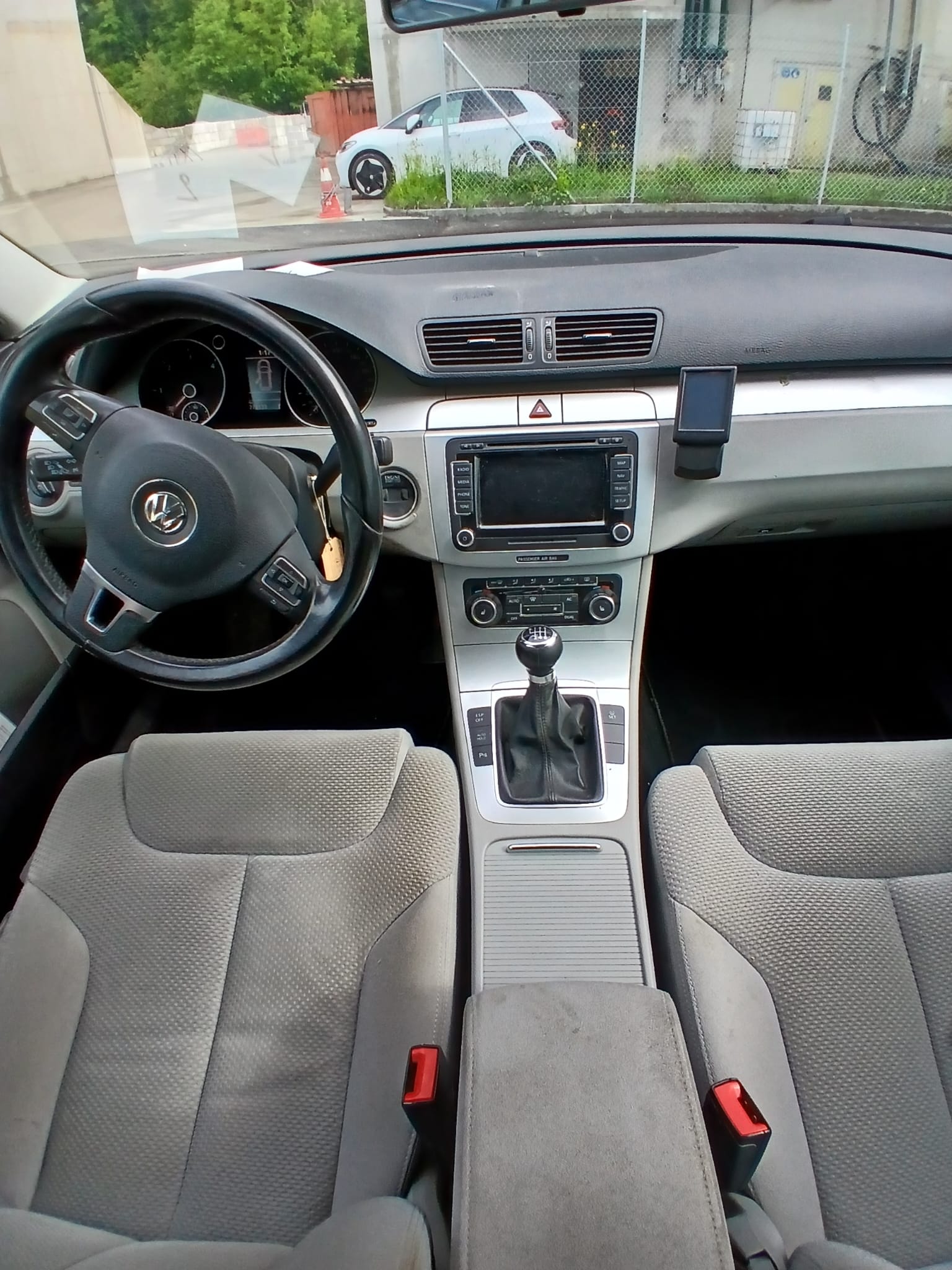VW Passat Variant 2.0 TDI Comfortline-image-9