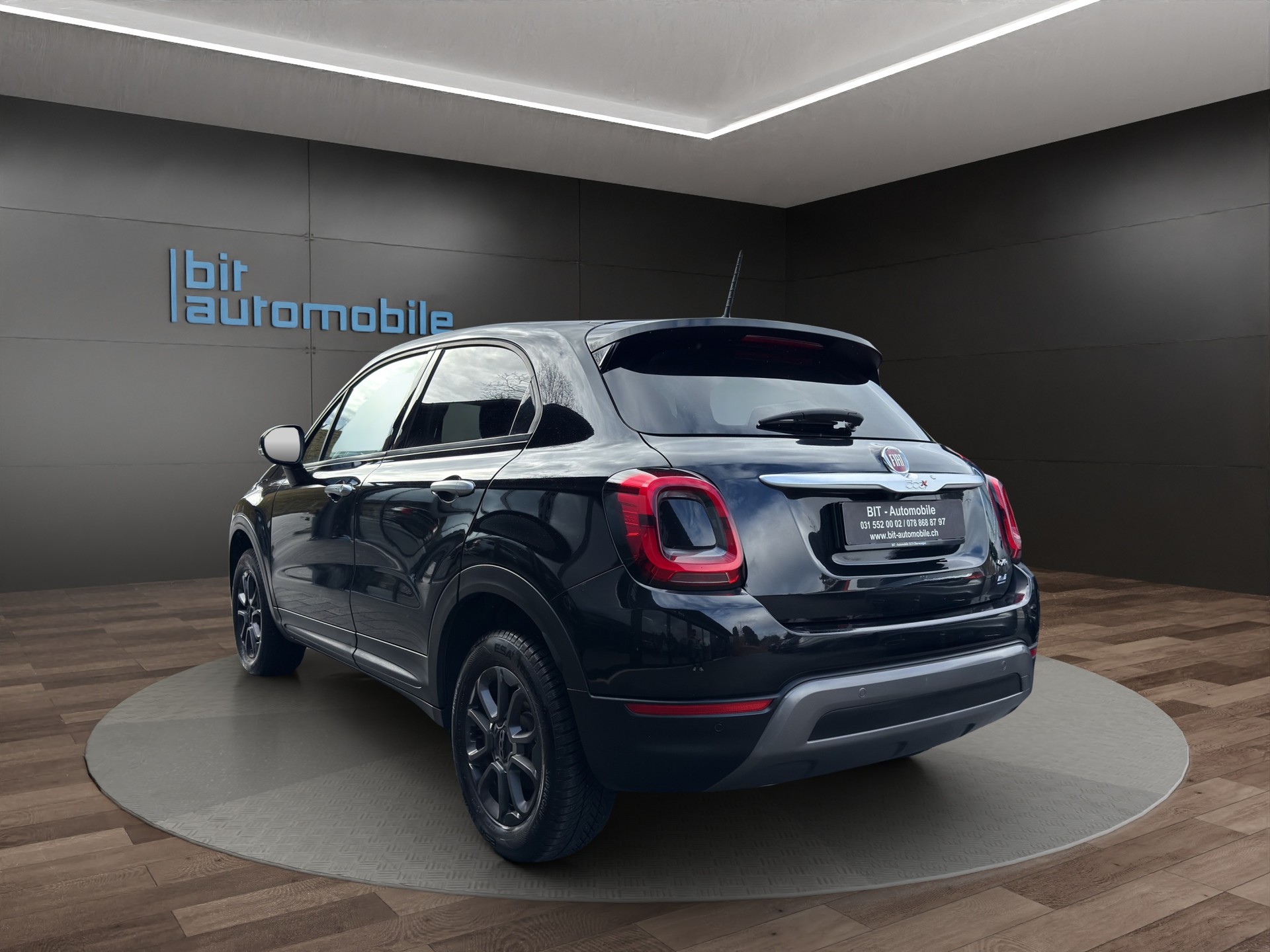 FIAT 500X 2.0MJ S-Design 4x4 Automatic-image-4