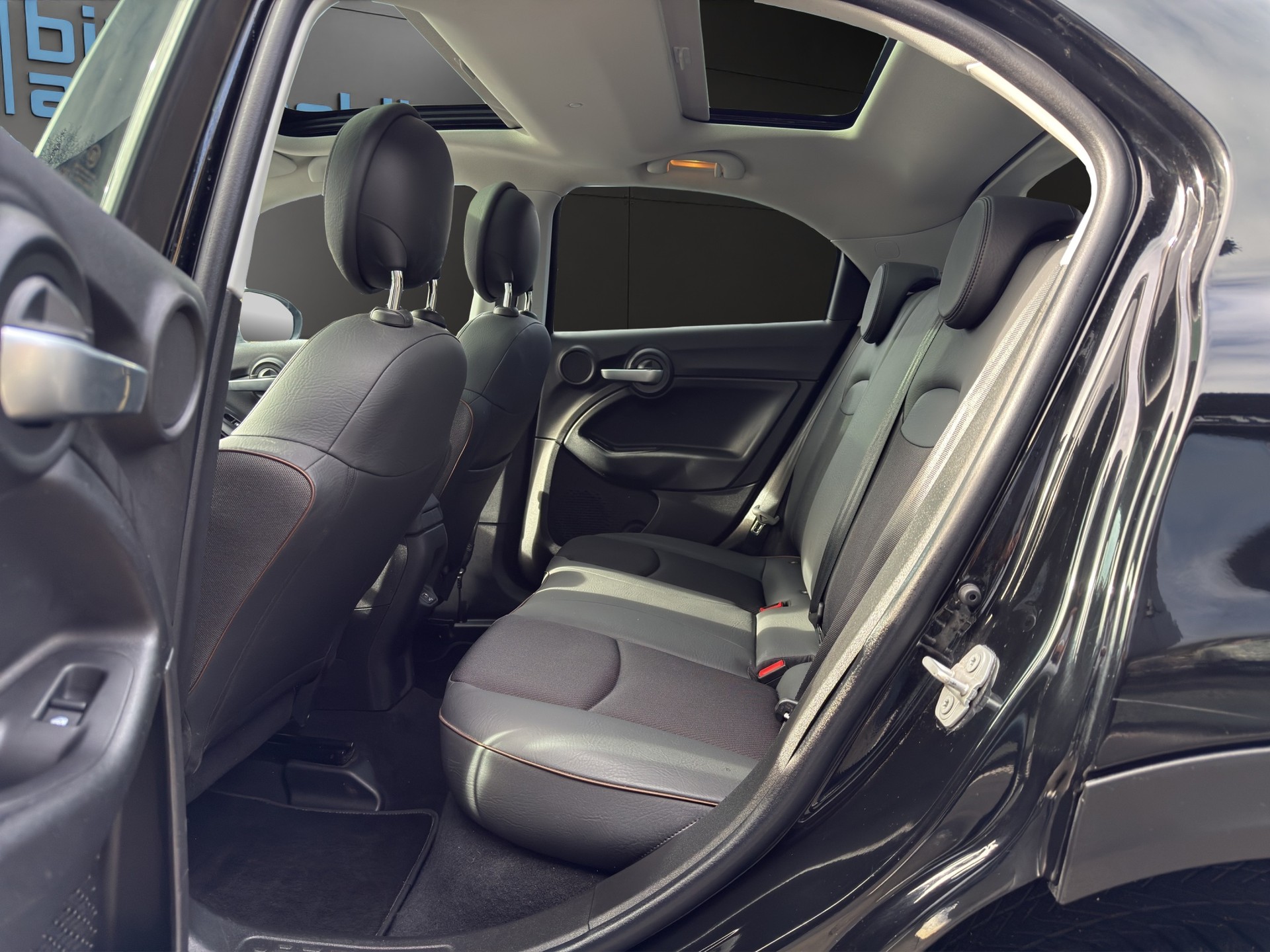 FIAT 500X 2.0MJ S-Design 4x4 Automatic-image-13