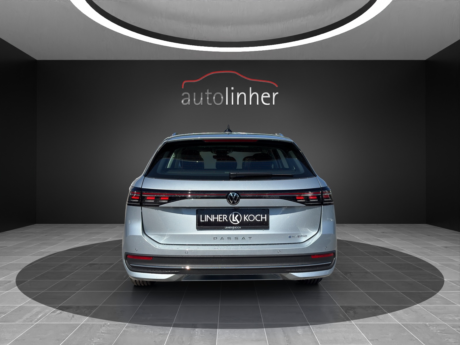 VW Passat Variant 1.5 TSI evo2 Plug-In- Hybrid Business DSG-image-3