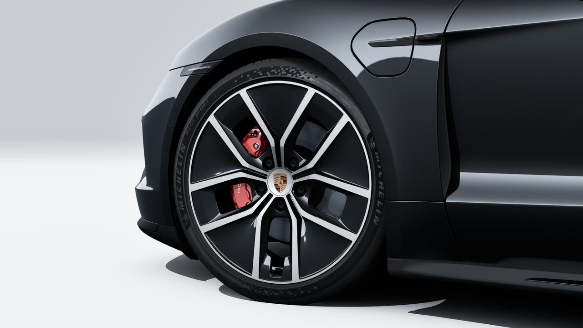 PORSCHE Taycan 4S Black Edition-image-9