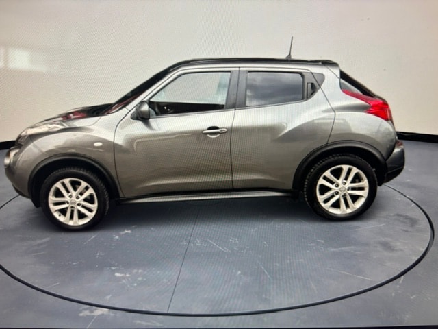 NISSAN Juke 1.6 DIG-T tekna 4x4 Xtronic M-CVT-image-2