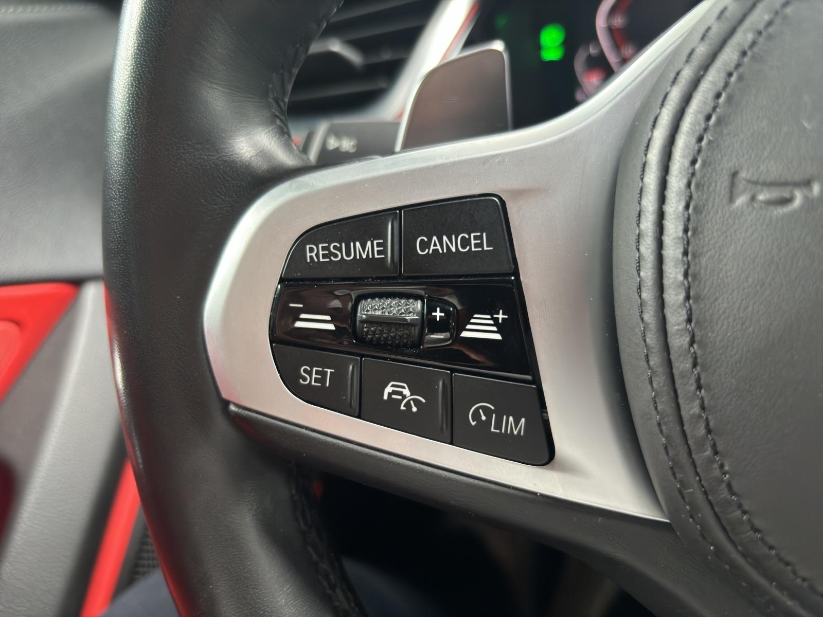 BMW Z4 20i sDrive-image-15