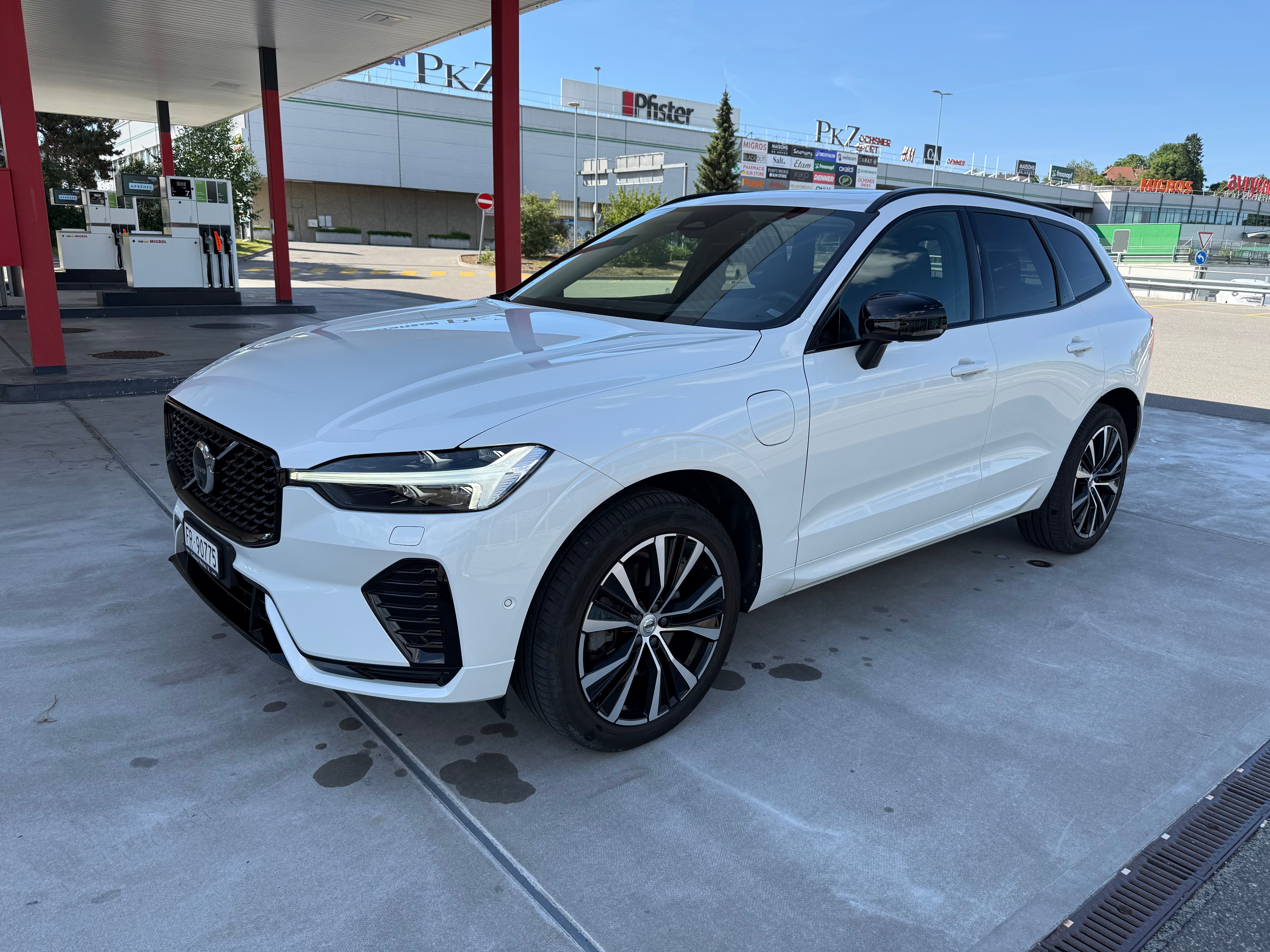 Car photo