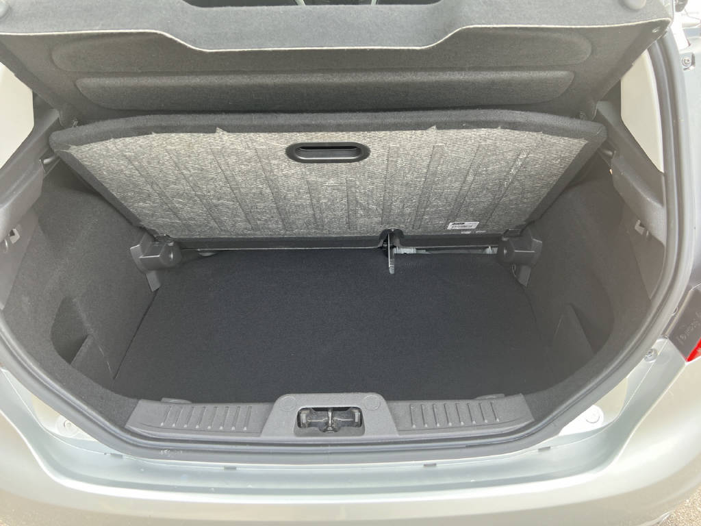 FORD Fiesta 1.0 EcoB 125 Titanium-image-10