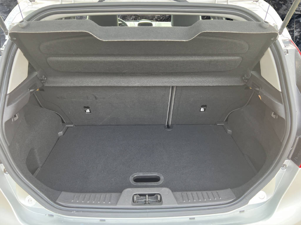 FORD Fiesta 1.0 EcoB 125 Titanium-image-9