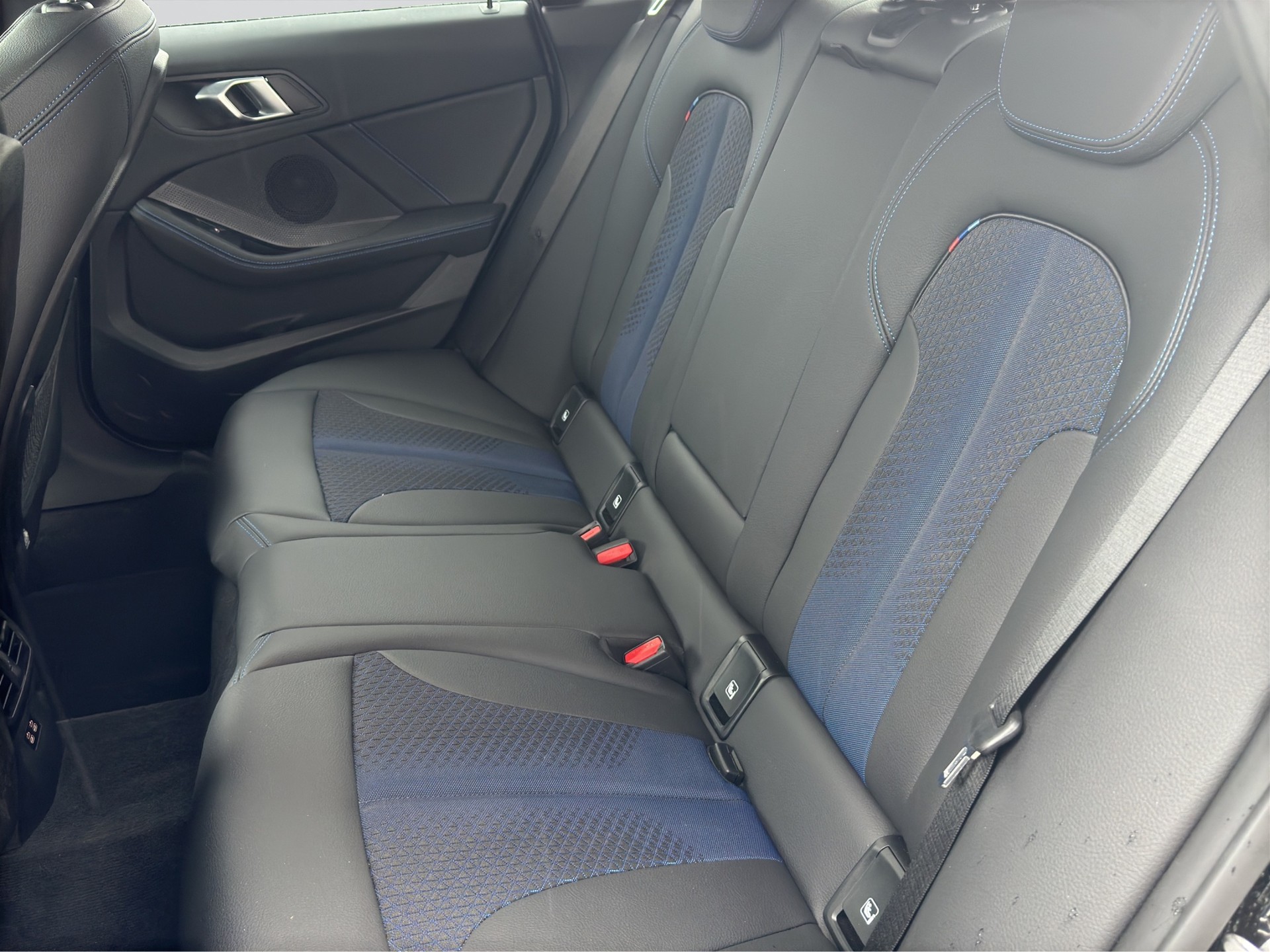 BMW 218i Gran Coupé M Sport Steptronic-image-7