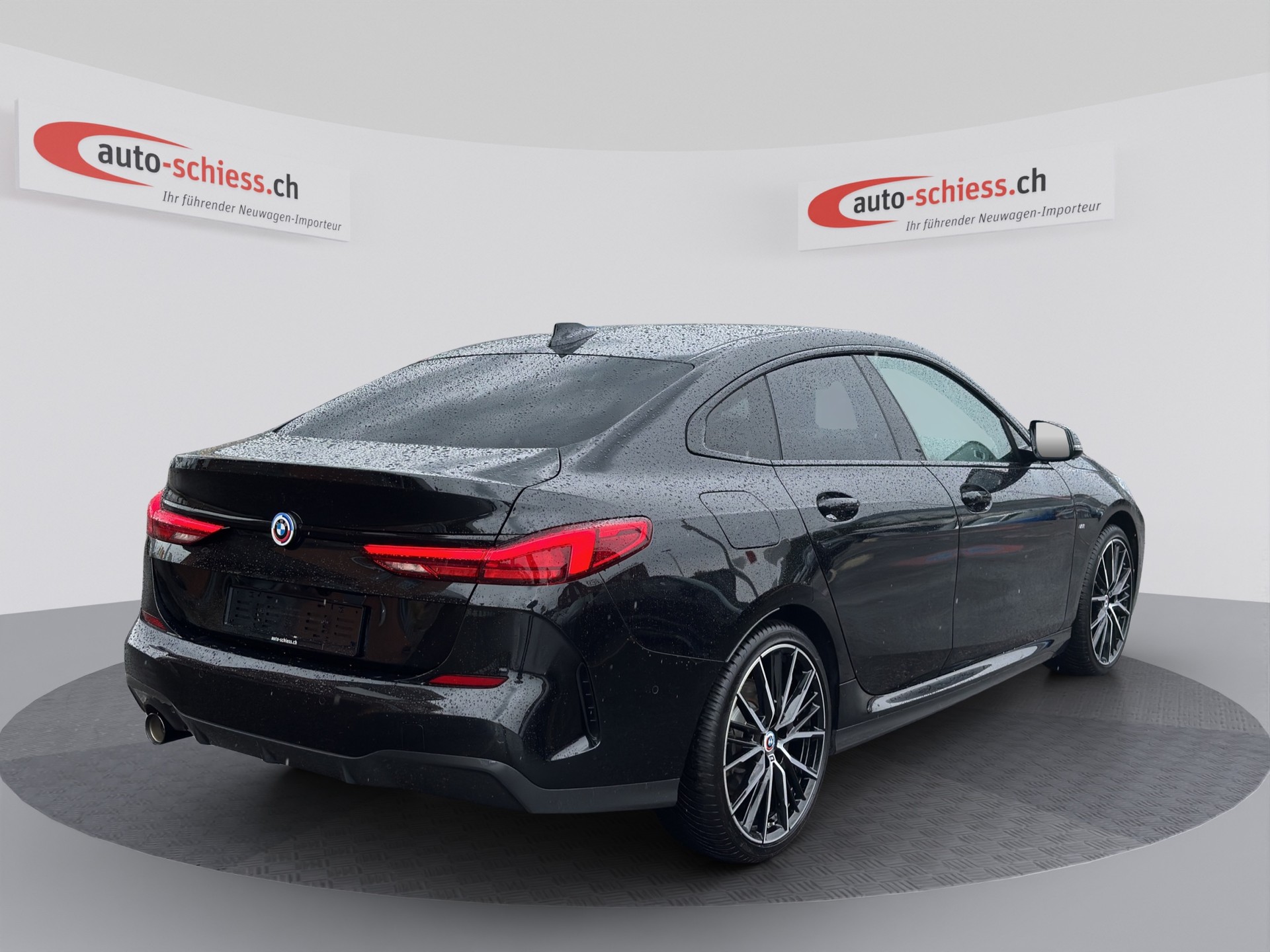 BMW 218i Gran Coupé M Sport Steptronic-image-4