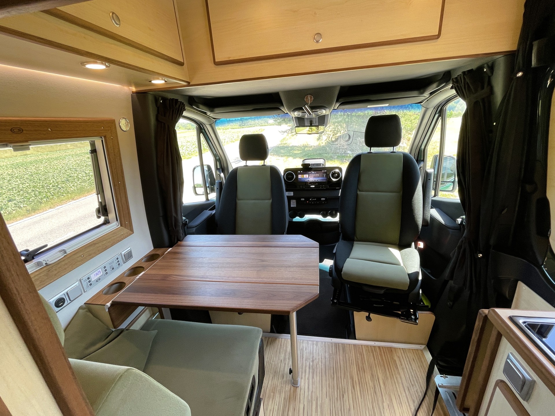 CS-REISEMOBILE Independent 4x4-image-10
