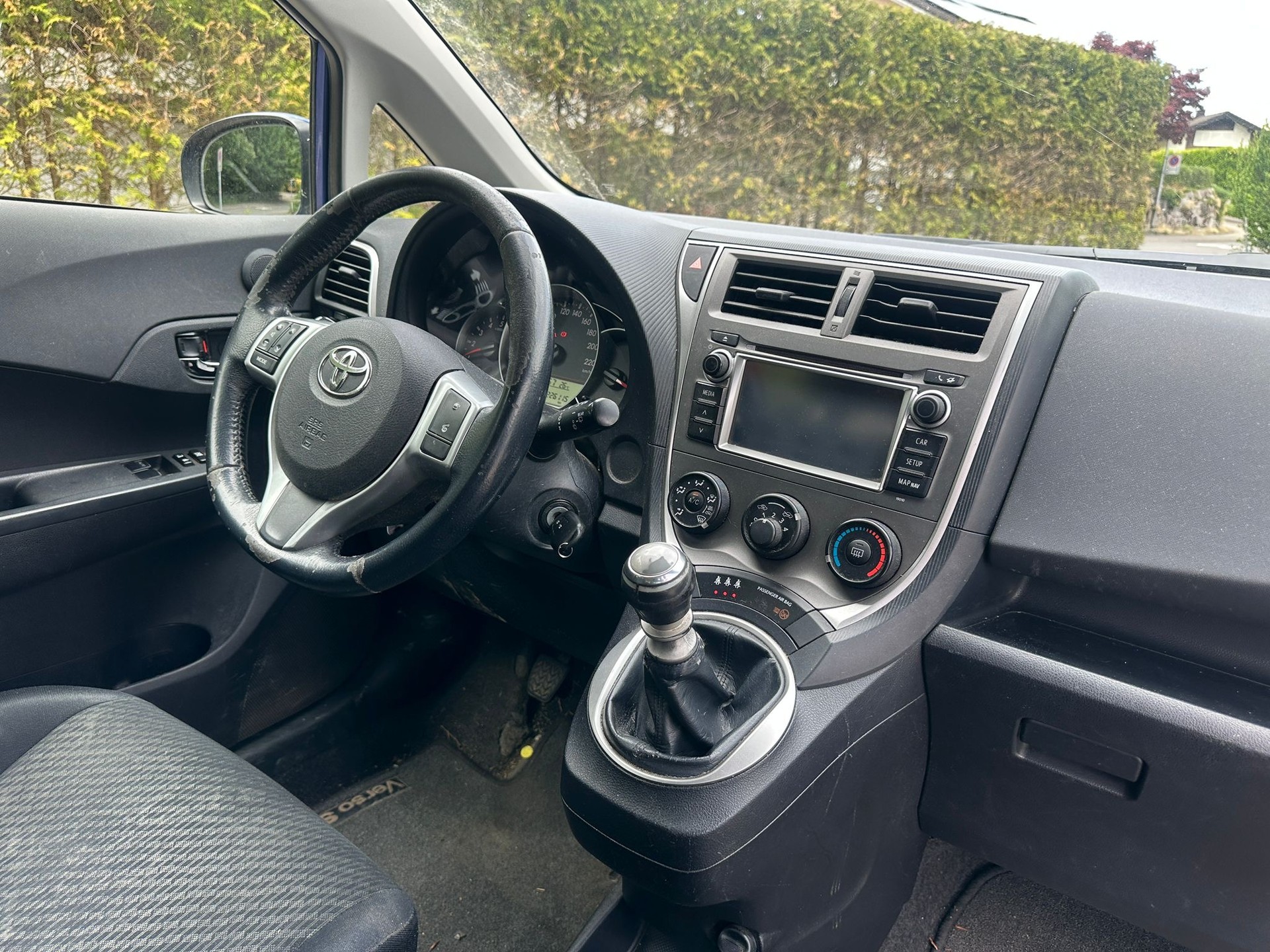 TOYOTA Verso-S 1.4 D-4D Linea Luna-image-7