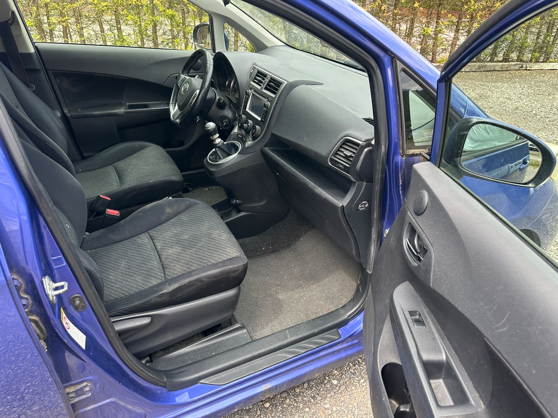 TOYOTA Verso-S 1.4 D-4D Linea Luna-image-8
