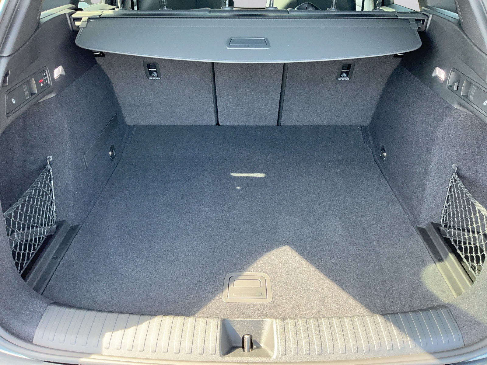 AUDI SQ6 e-tron quattro-image-11