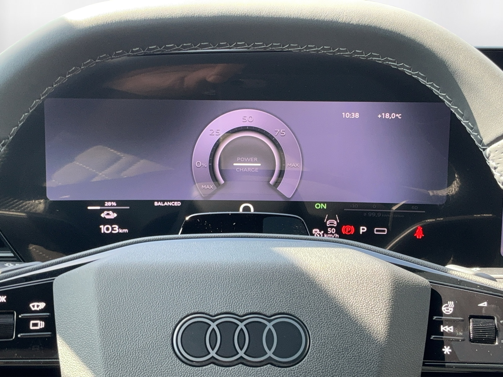 AUDI SQ6 e-tron quattro-image-7
