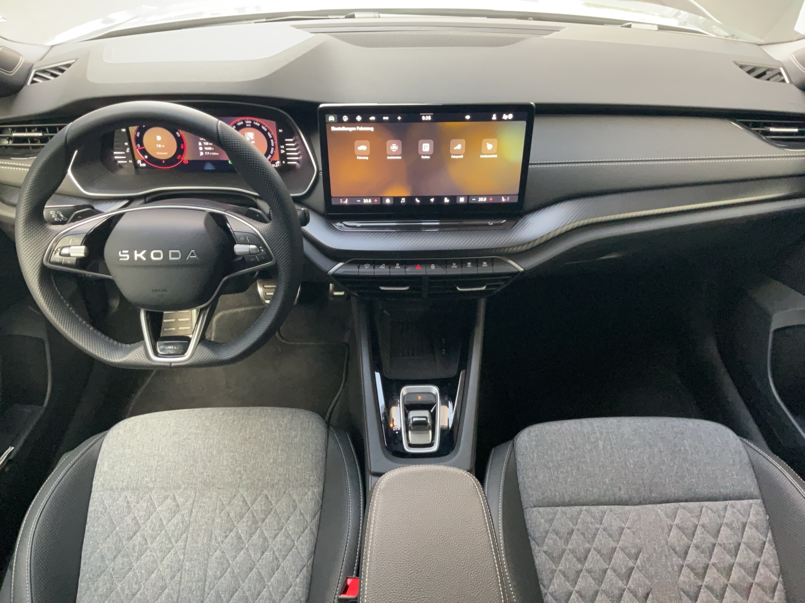 SKODA Octavia Combi 2.0 TSI DSG Dynamic 4x4-image-7