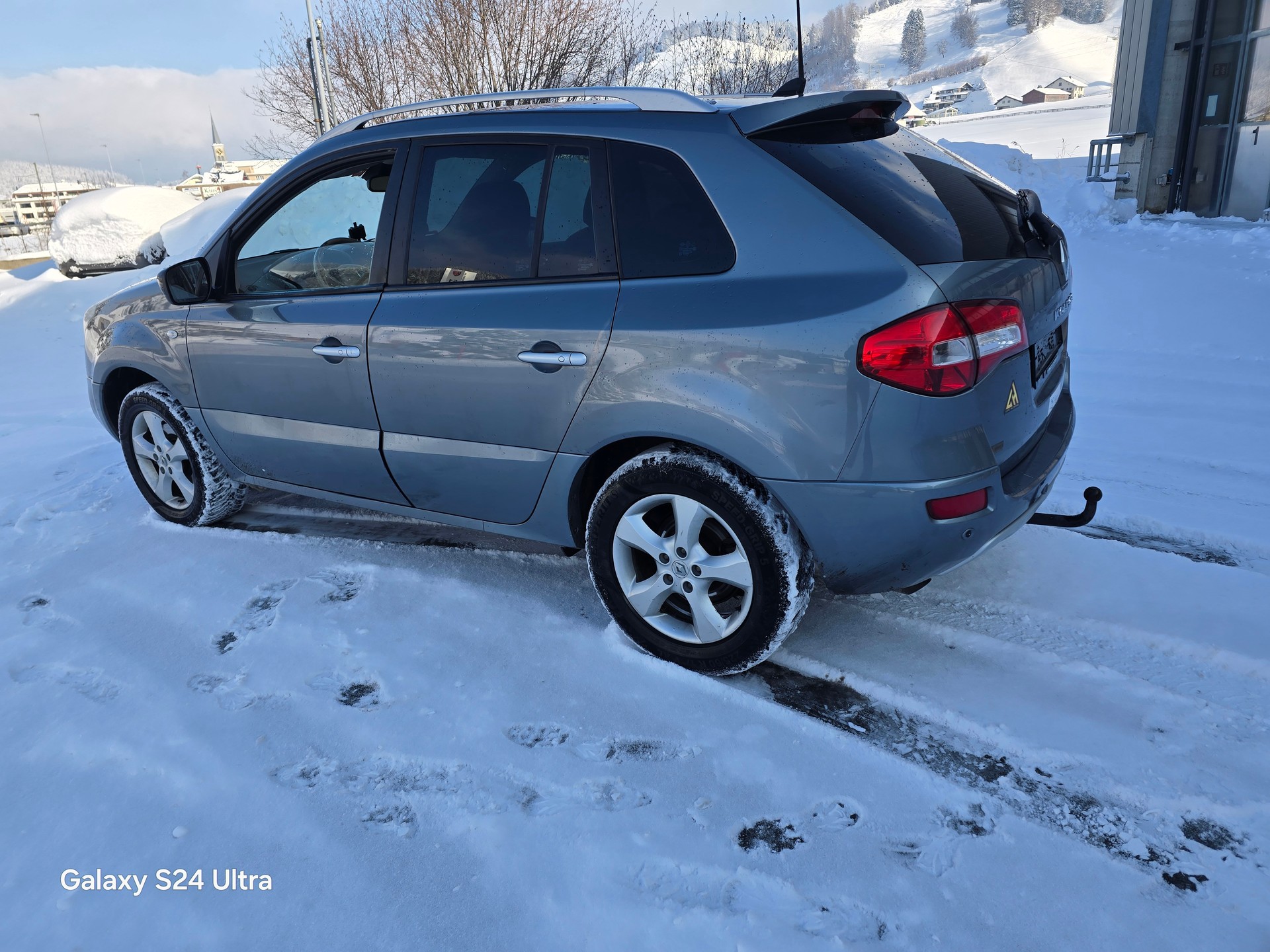 RENAULT Koleos 2.5 Dynamique 4x4-image-6