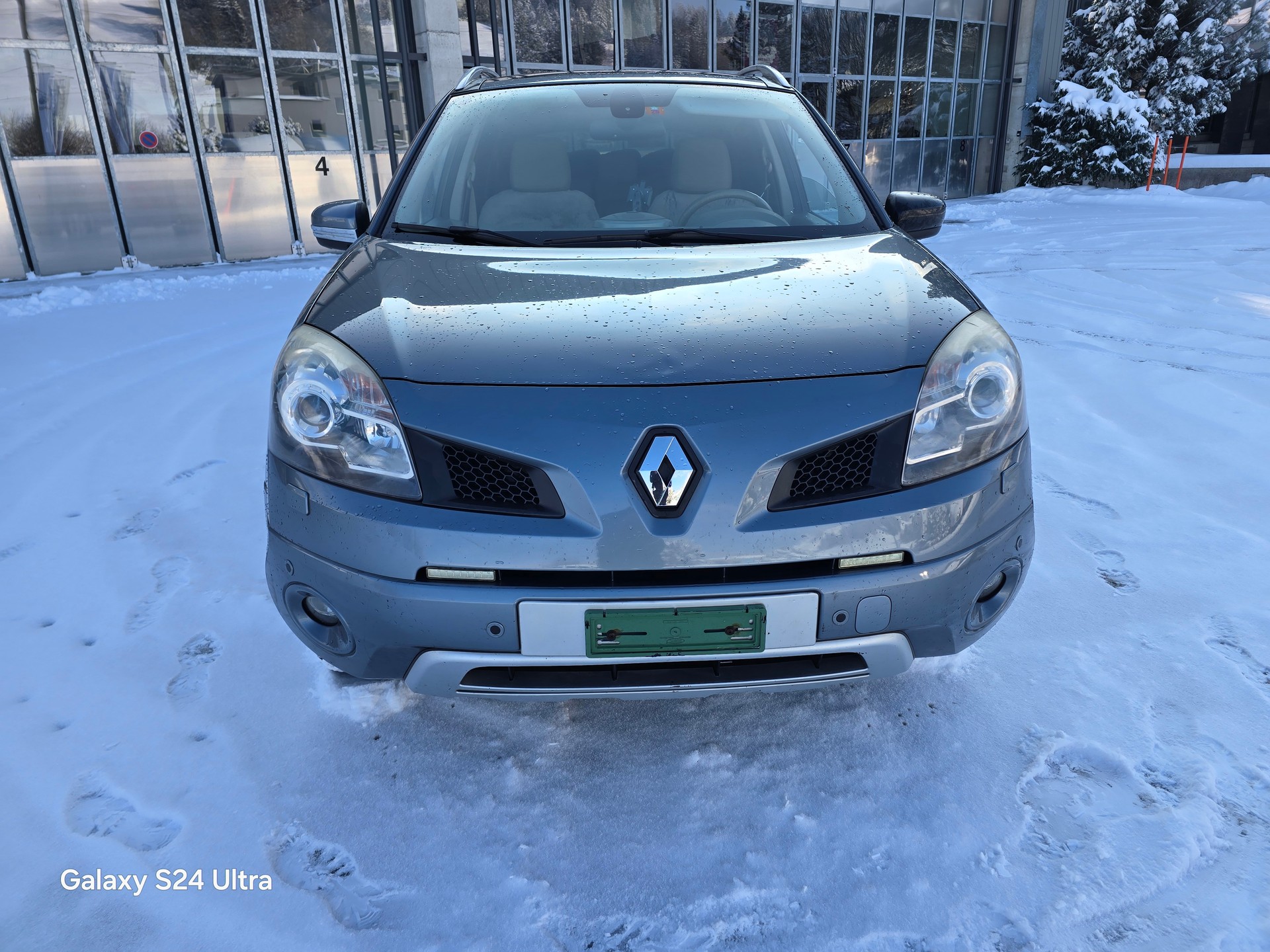 RENAULT Koleos 2.5 Dynamique 4x4-image-0