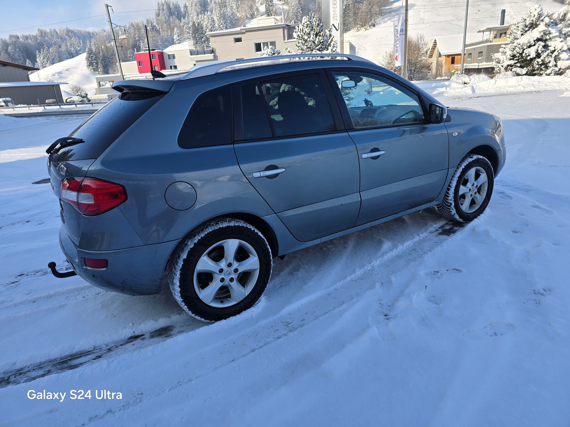 RENAULT Koleos 2.5 Dynamique 4x4-image-8