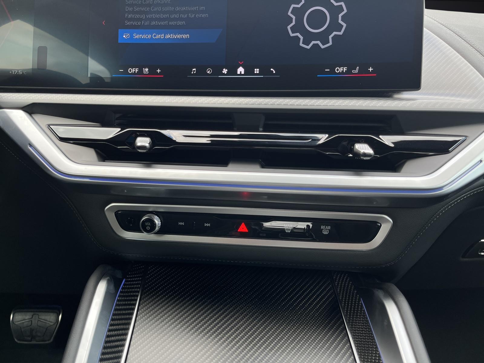BMW XM 50e Plug-in Hybrid-image-12