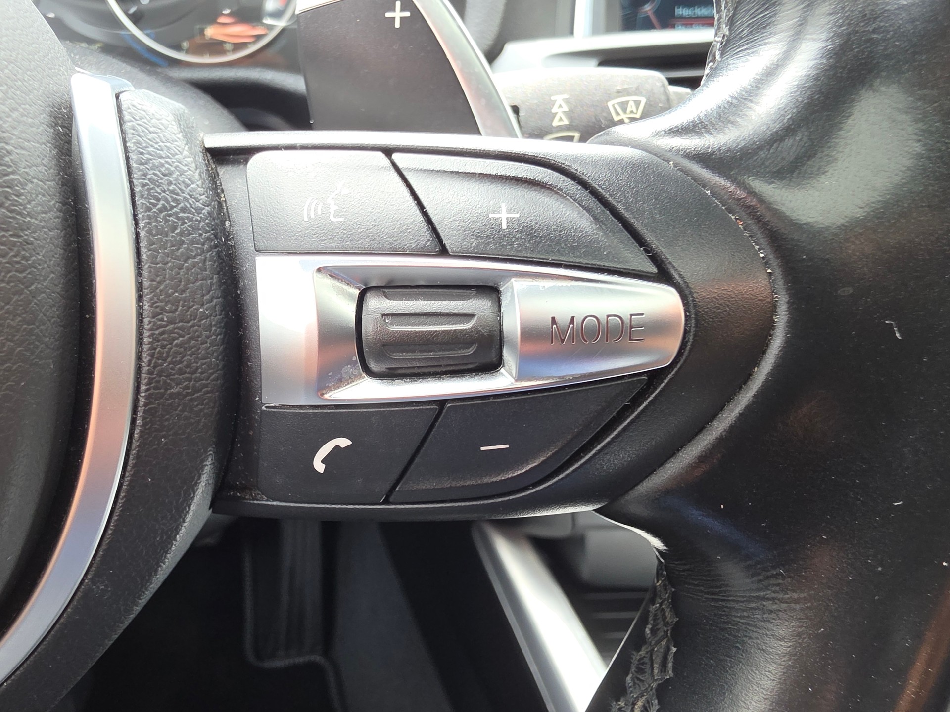 BMW X4 M 40i Steptronic-image-26