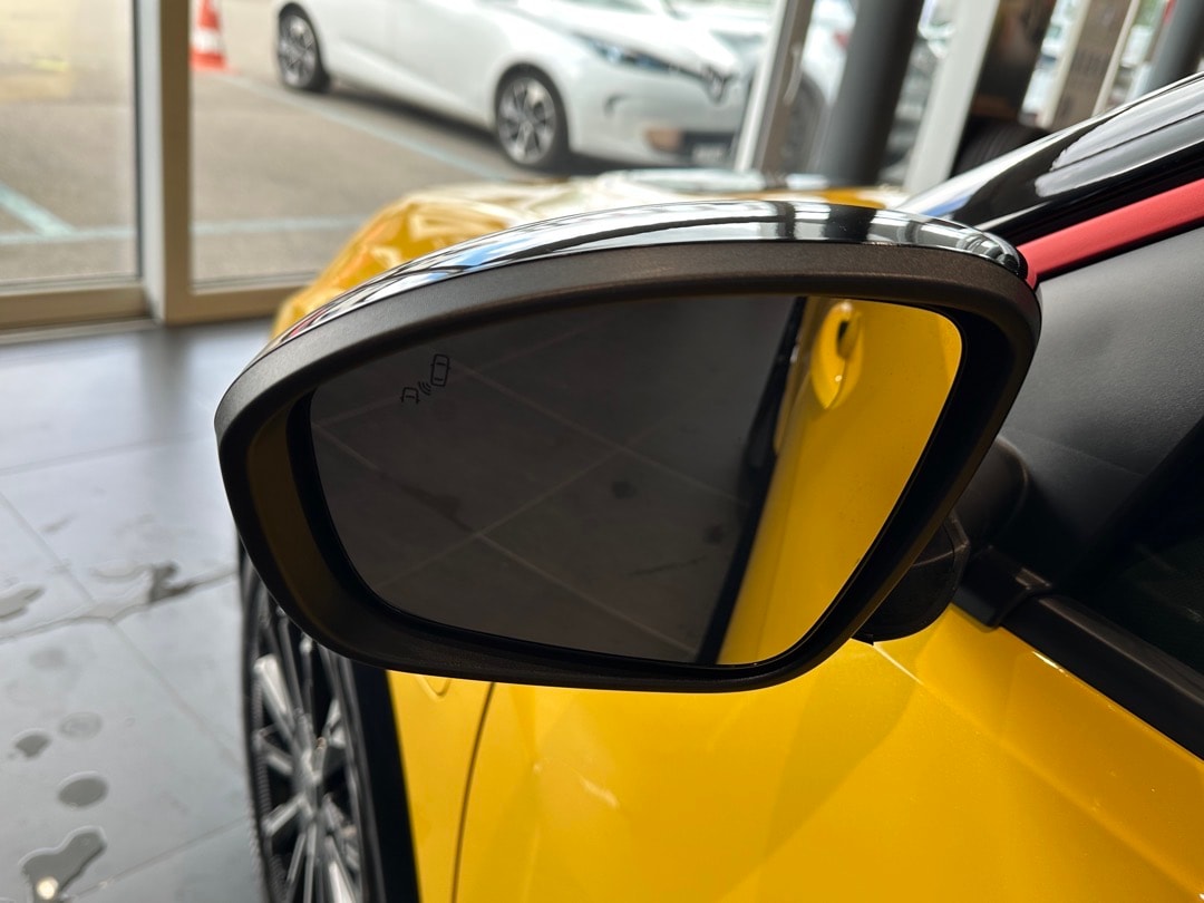 RENAULT R5 E-Tech Comfort Range 52 kWh Iconic Five-showroom-element-2