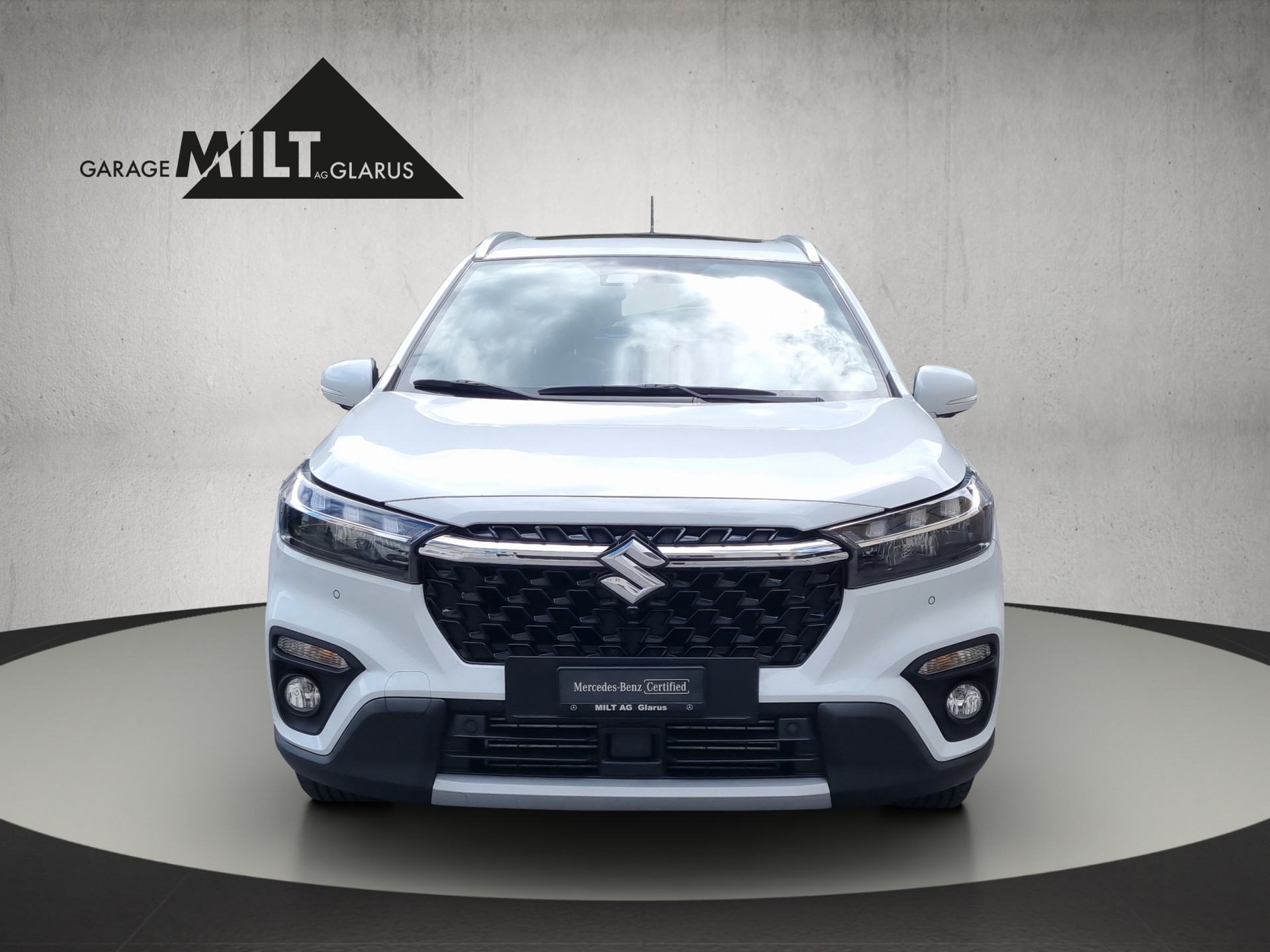 SUZUKI S-Cross 1.4 T Compact Top Hybrid 4x4-image-2